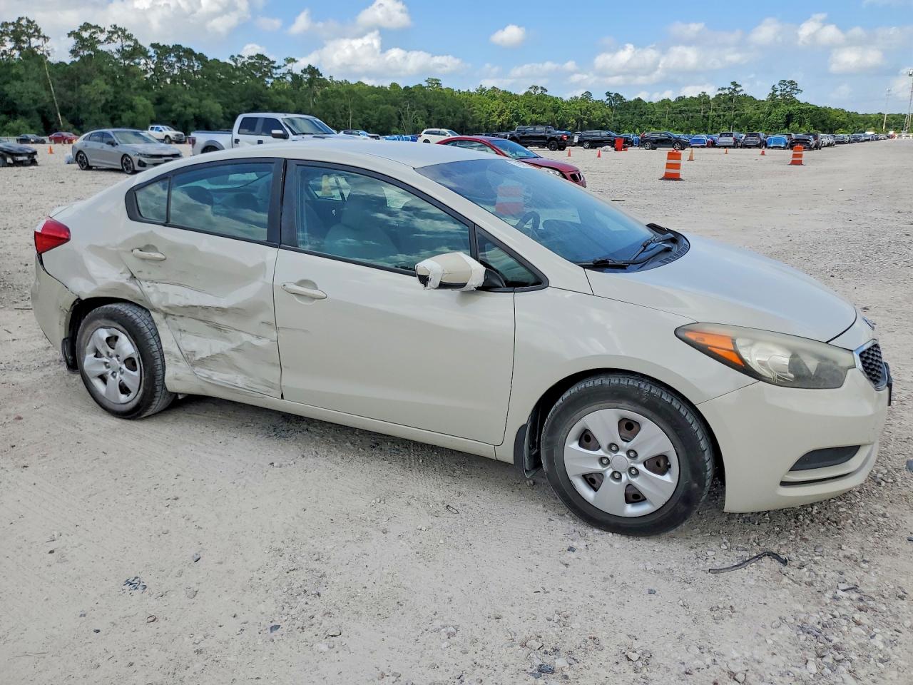 2014 Kia Forte Lx Beige vin: KNAFK4A66E5182230