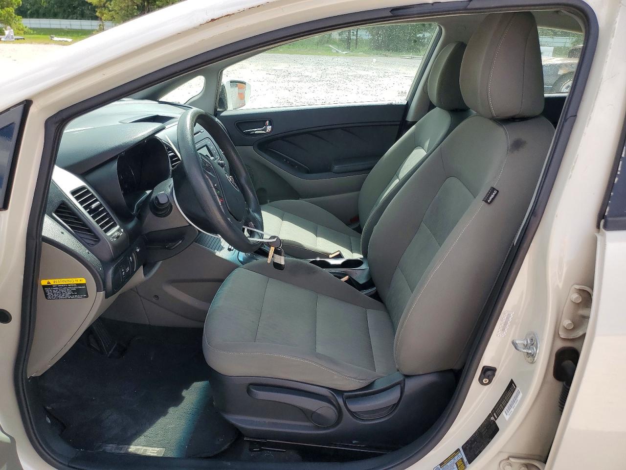 2014 Kia Forte Lx Beige vin: KNAFK4A66E5182230