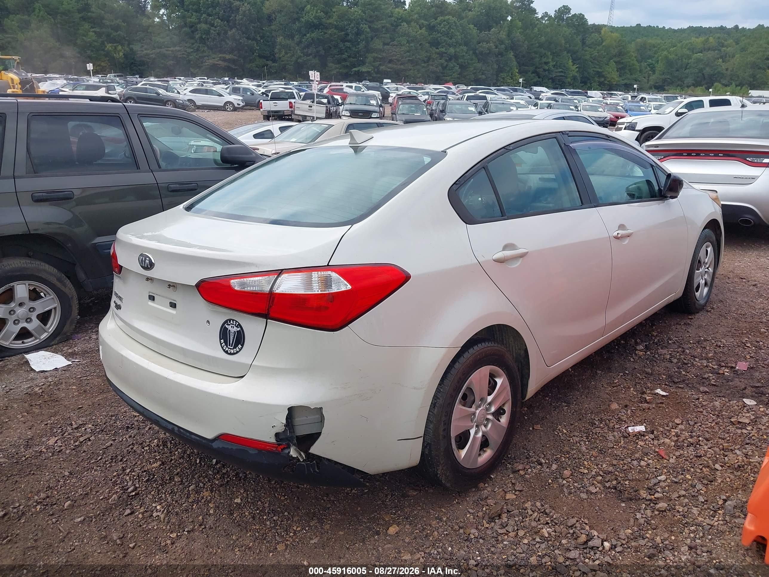 2014 Kia Forte Lx Белый vin: KNAFK4A66E5238358