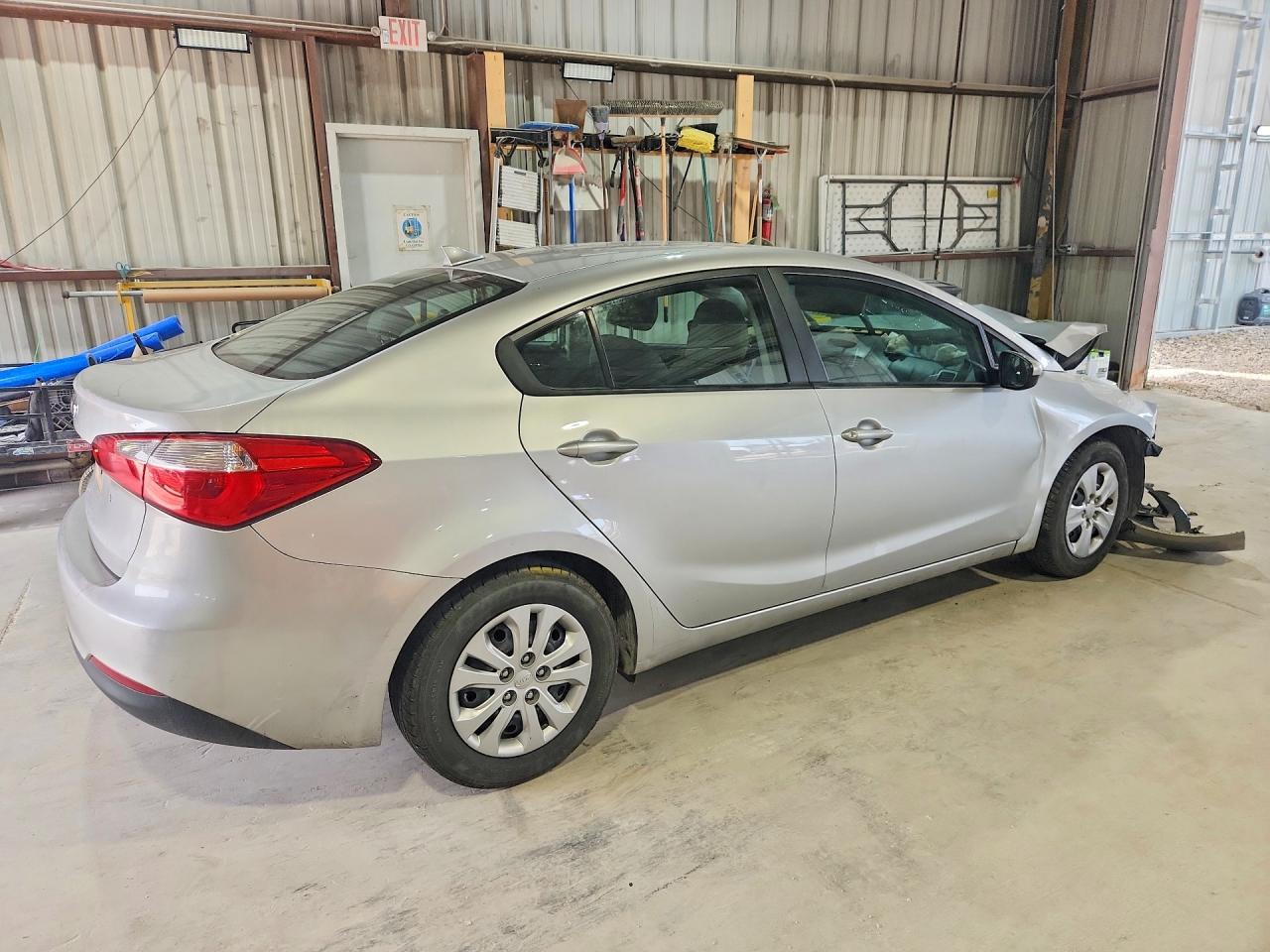 2015 Kia Forte Silver vin: KNAFK4A66F5280384