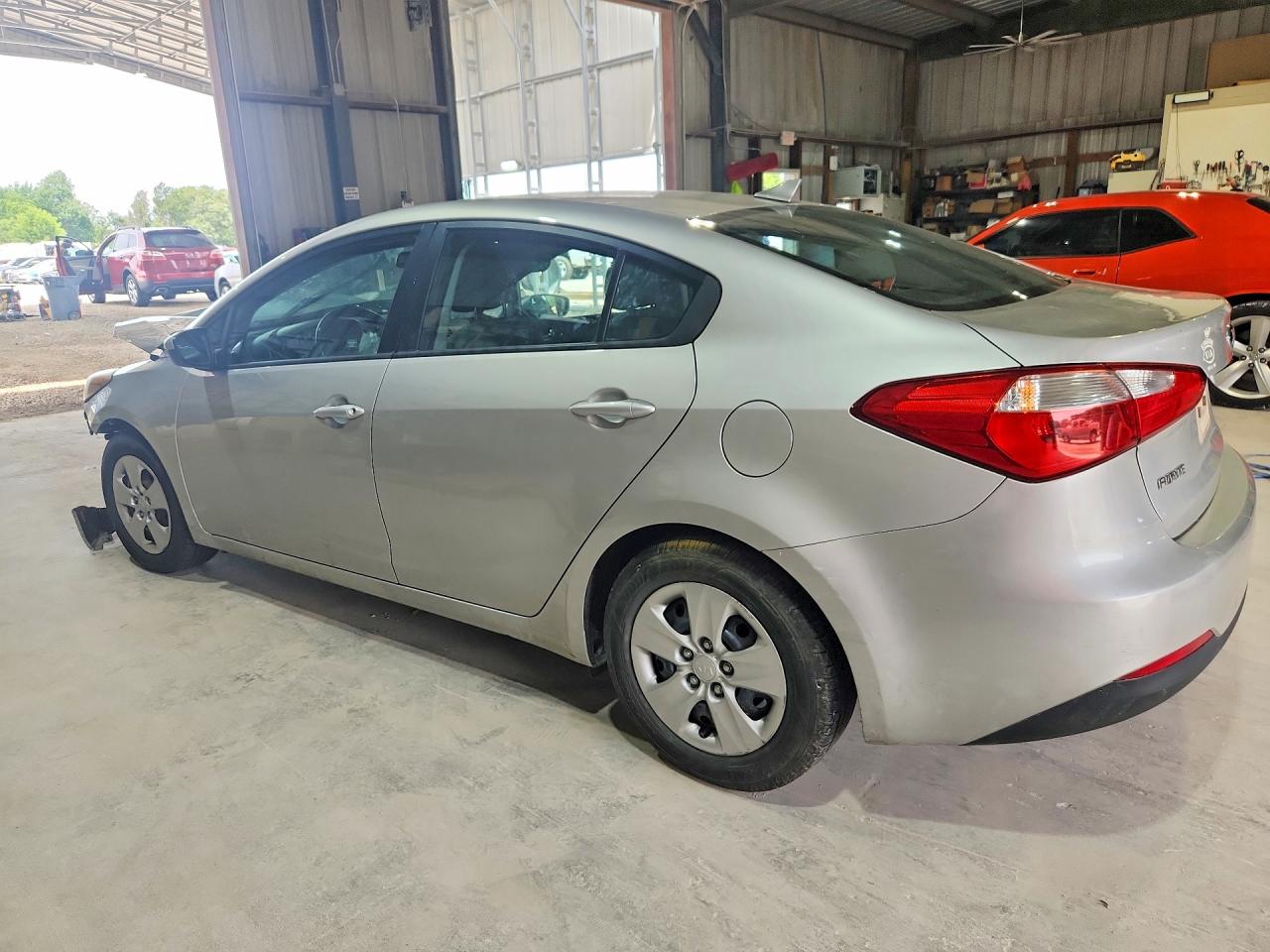 2015 Kia Forte Silver vin: KNAFK4A66F5280384
