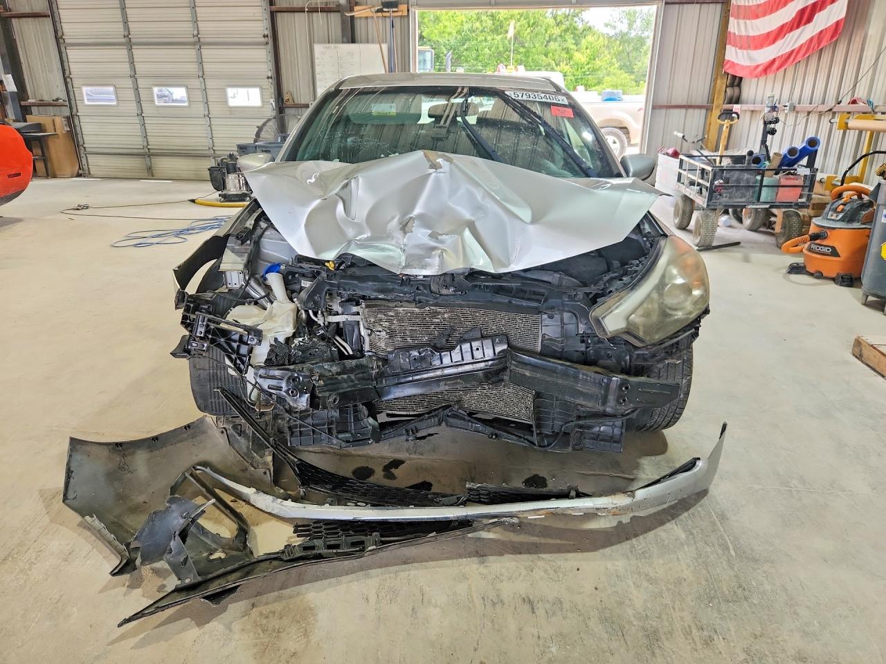 2015 Kia Forte Silver vin: KNAFK4A66F5280384