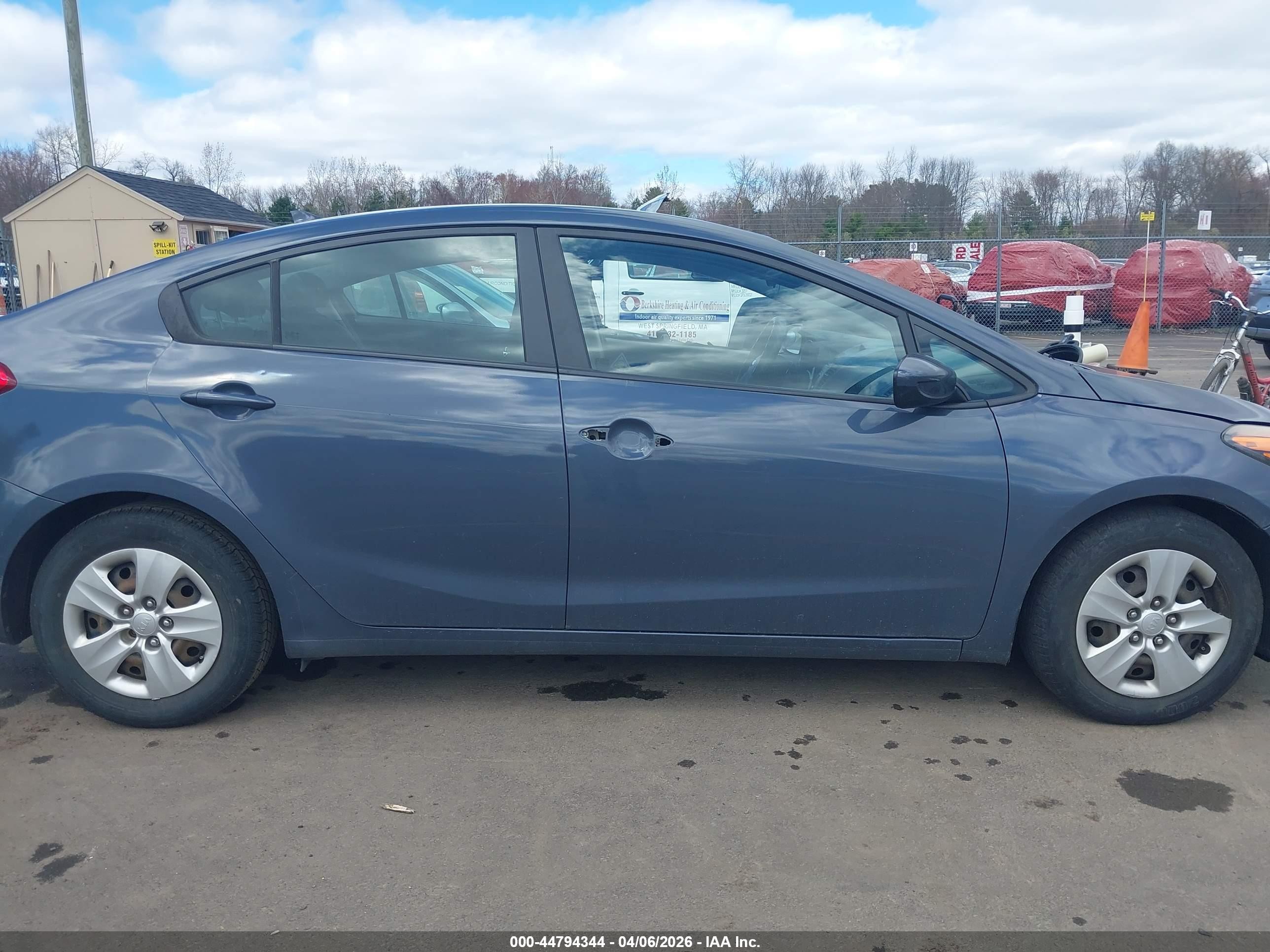 2016 Kia Forte Lx Blue vin: KNAFK4A67G5564169