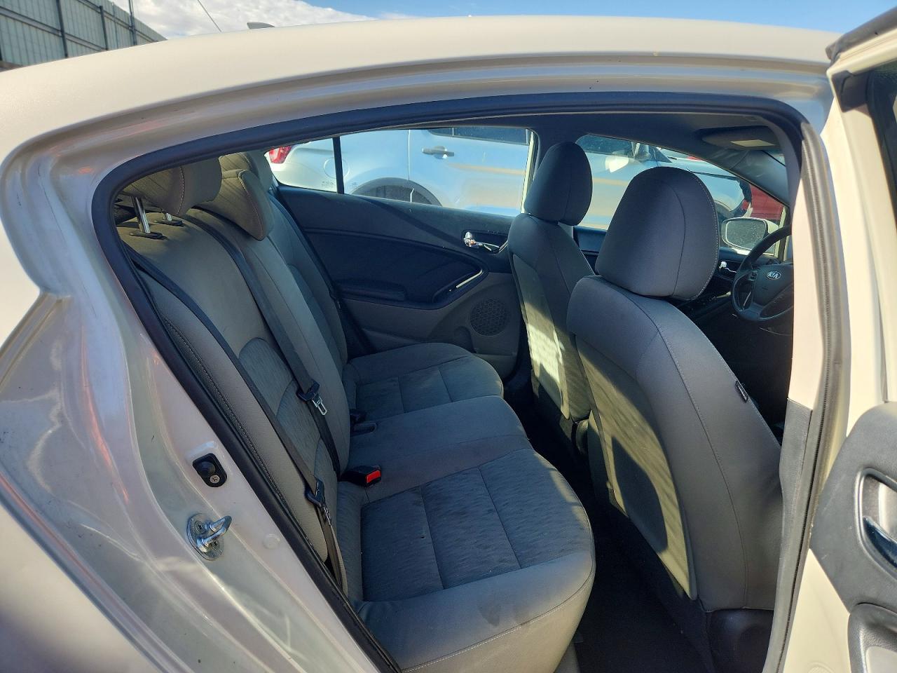 2014 Kia Forte Lx Beige vin: KNAFK4A68E5181631