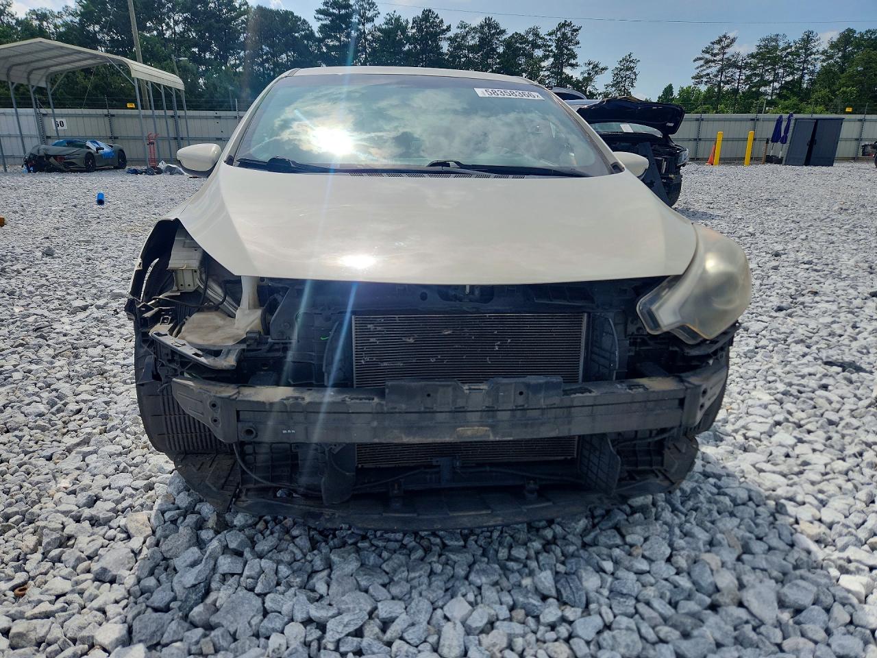 2015 Kia Forte Lx Cream vin: KNAFK4A68F5334655