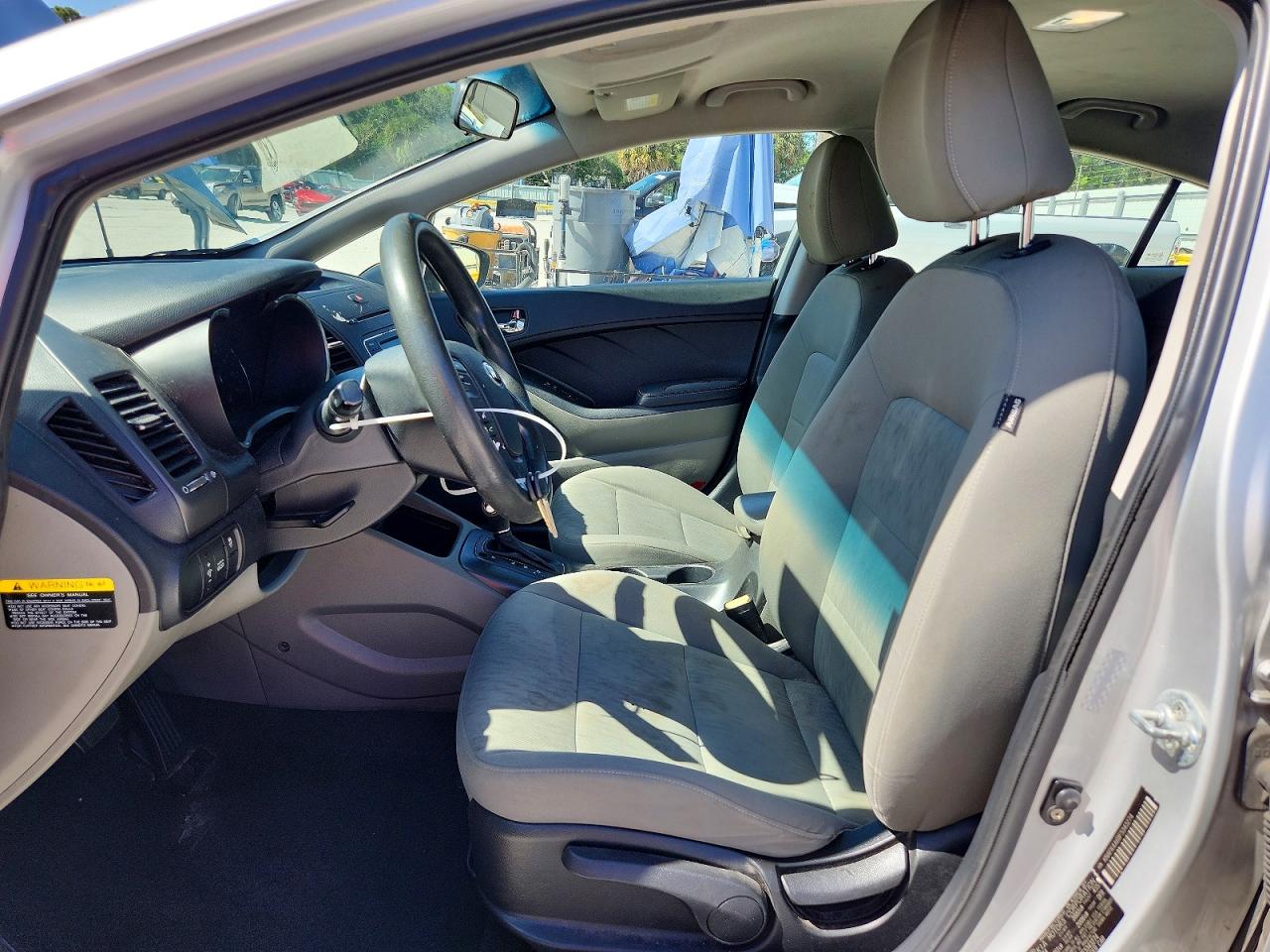 2015 Kia Forte Lx Silver vin: KNAFK4A68F5343274