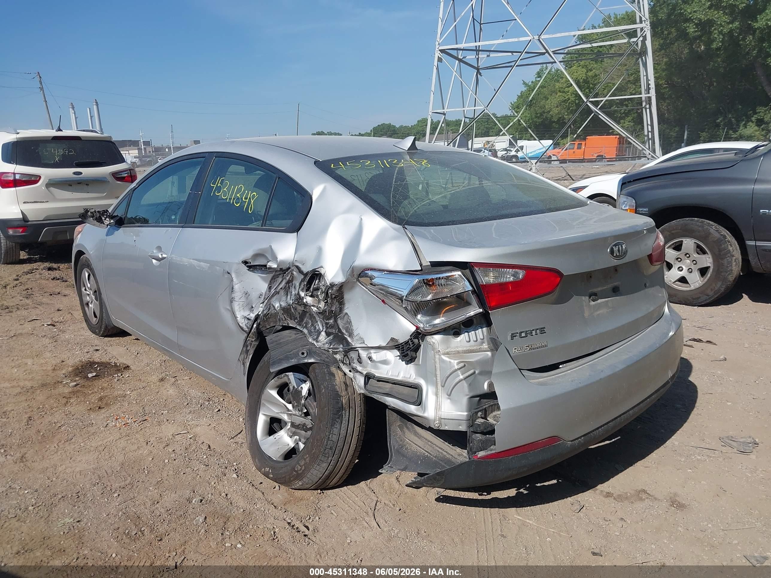 2015 Kia Forte Lx Silver vin: KNAFK4A68F5351911