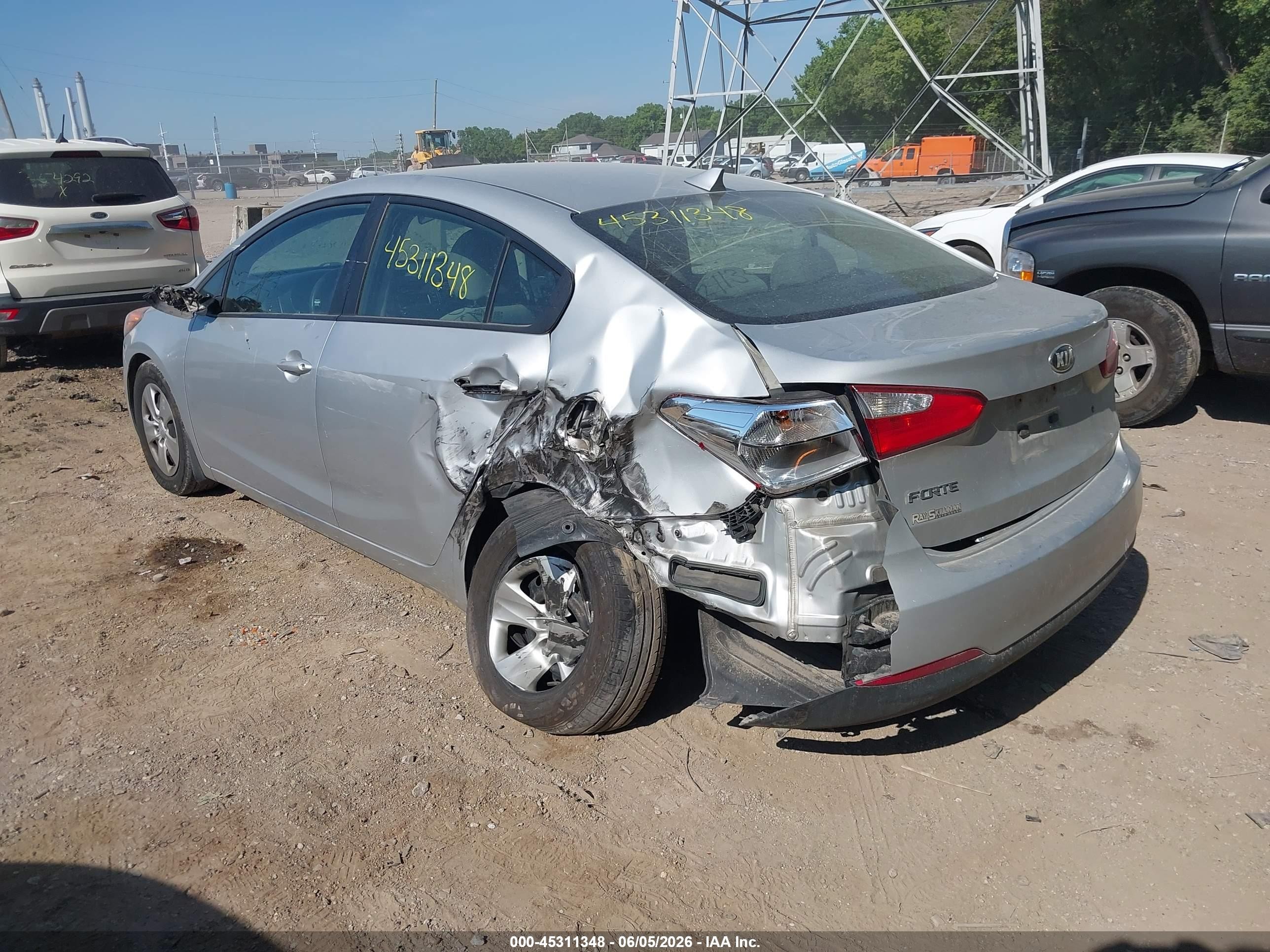2015 Kia Forte Lx Silver vin: KNAFK4A68F5351911