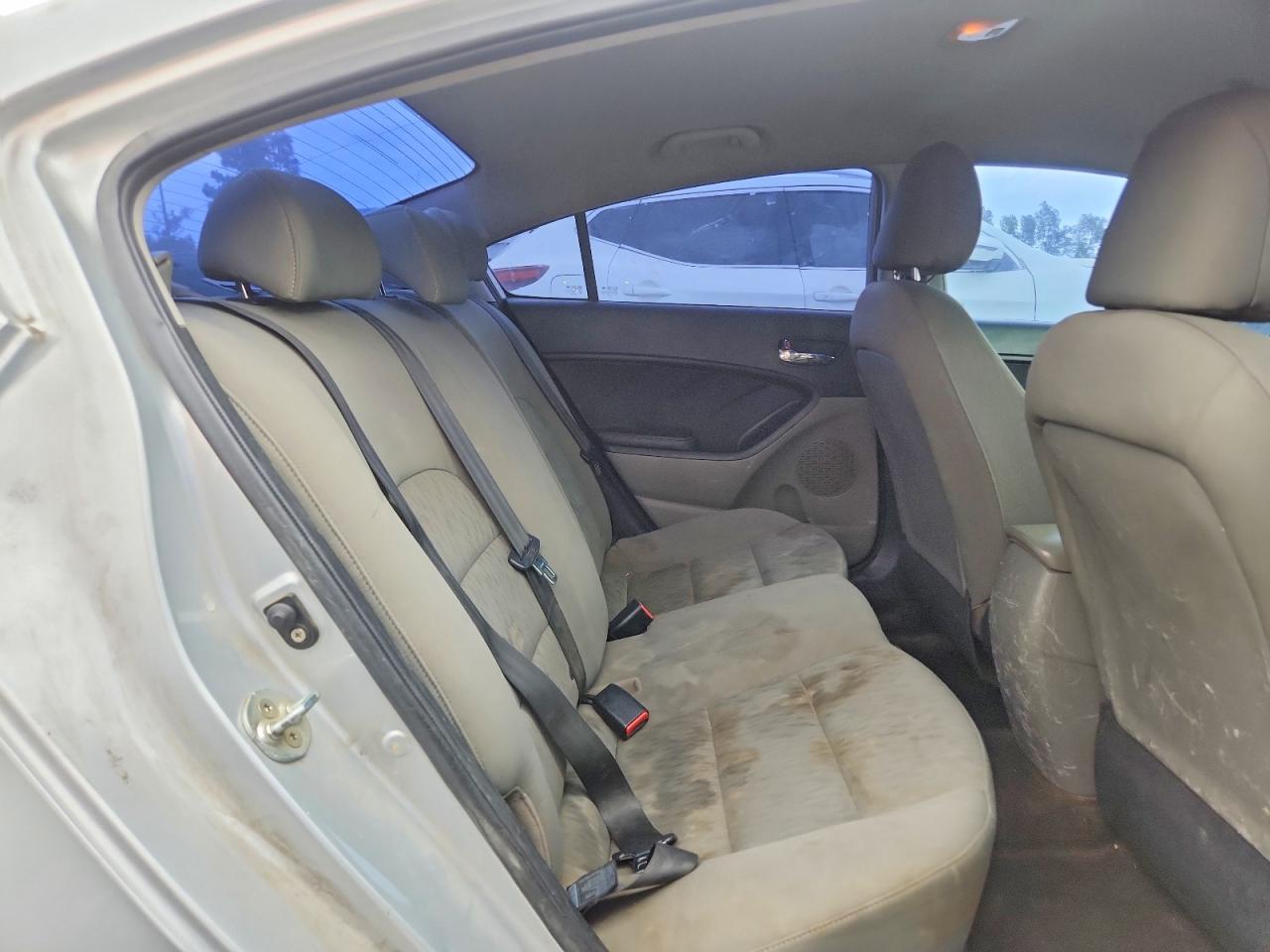 2015 Kia Forte Lx Серый vin: KNAFK4A68F5399439