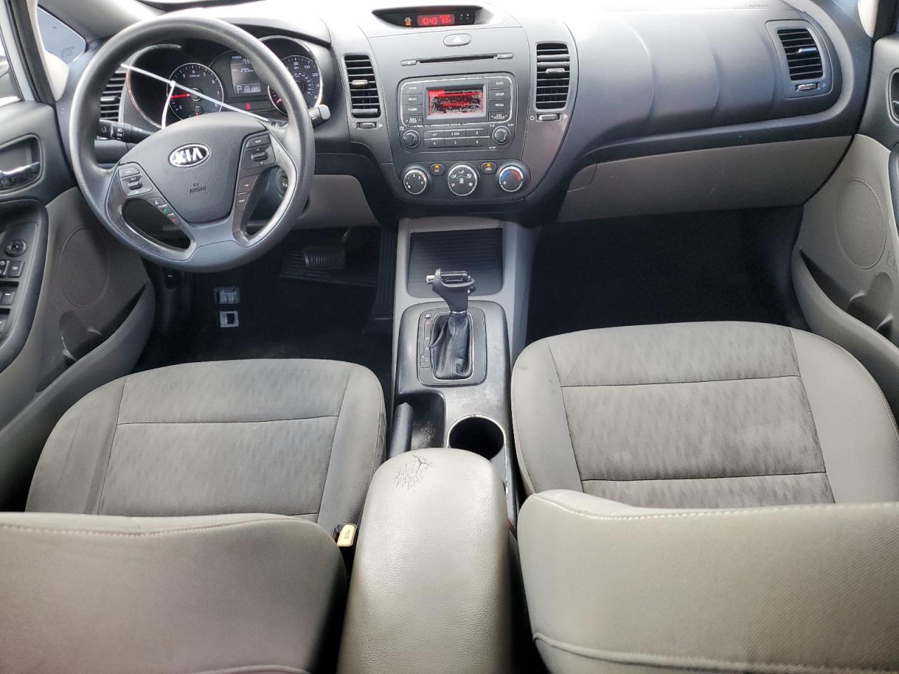 2015 Kia Forte Lx Серебряный vin: KNAFK4A68F5412934