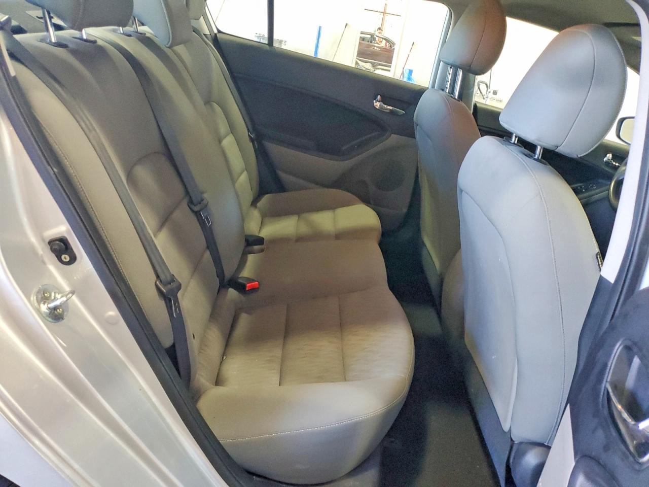 2015 Kia Forte Lx Silver vin: KNAFK4A68F5422069