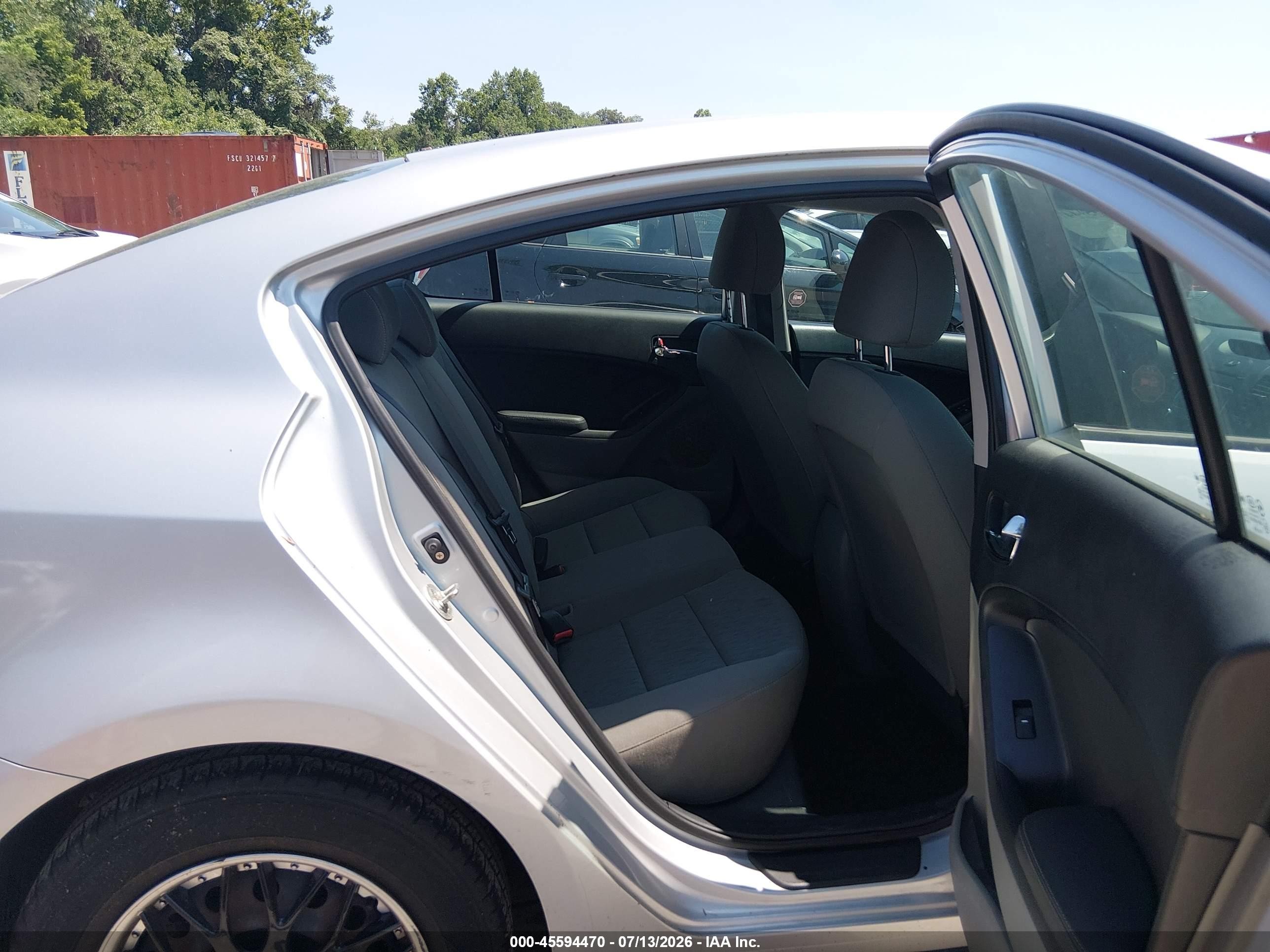2015 Kia Forte Lx Silver vin: KNAFK4A68F5431497