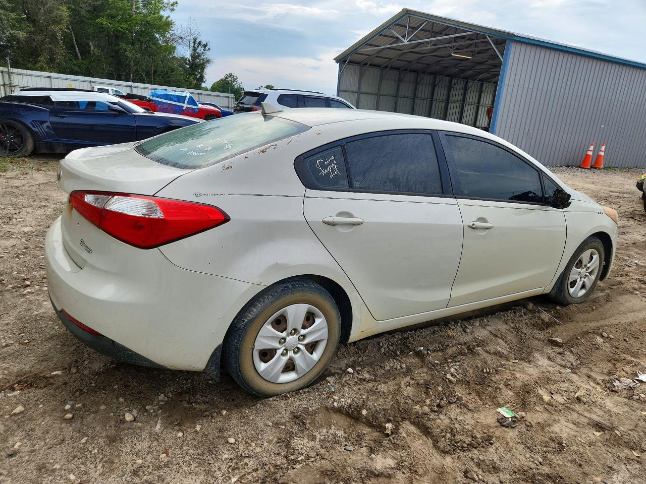 2014 Kia Forte Lx Beige vin: KNAFK4A69E5086981