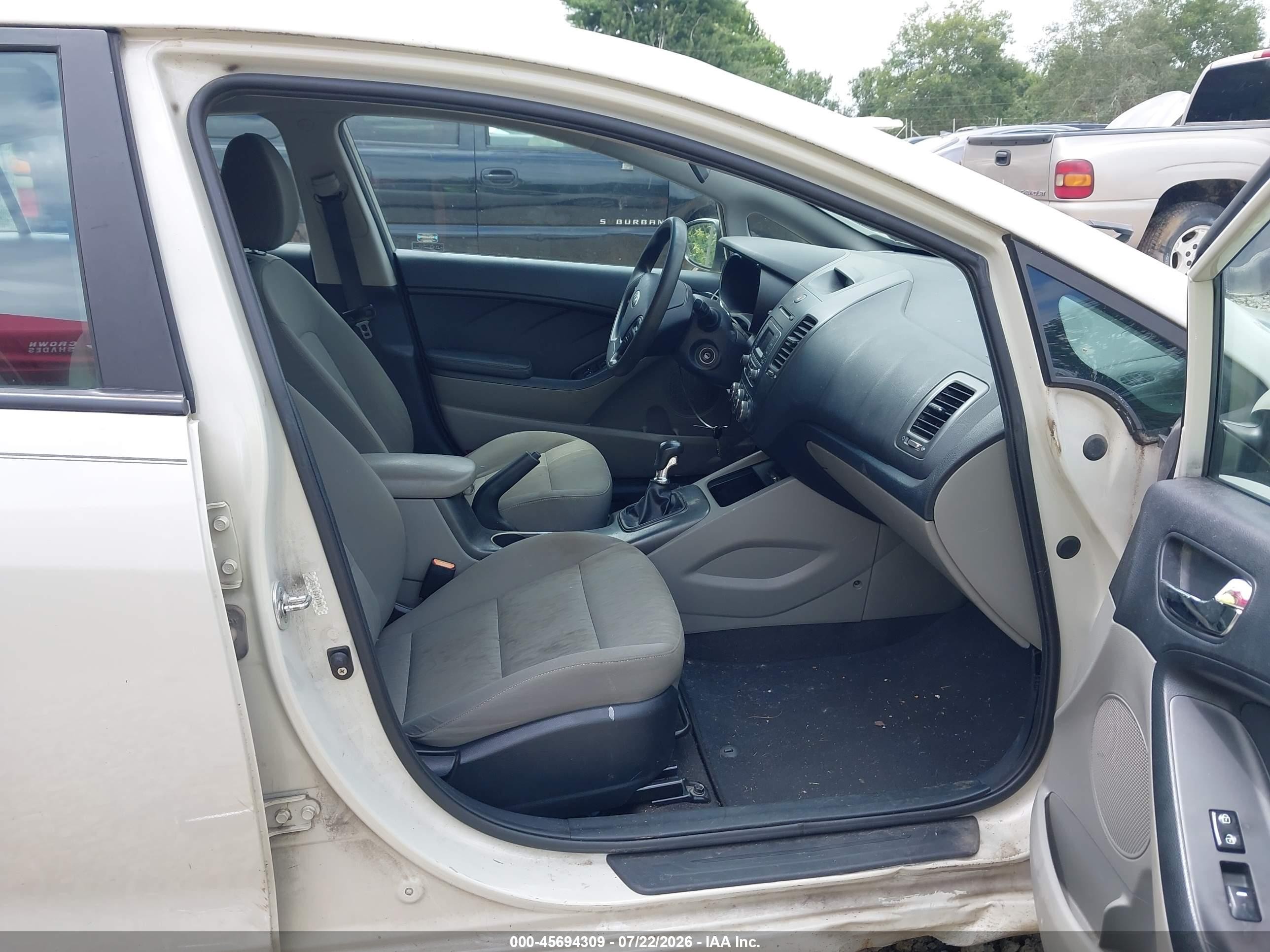 2015 Kia Forte Lx White vin: KNAFK4A69F5265927