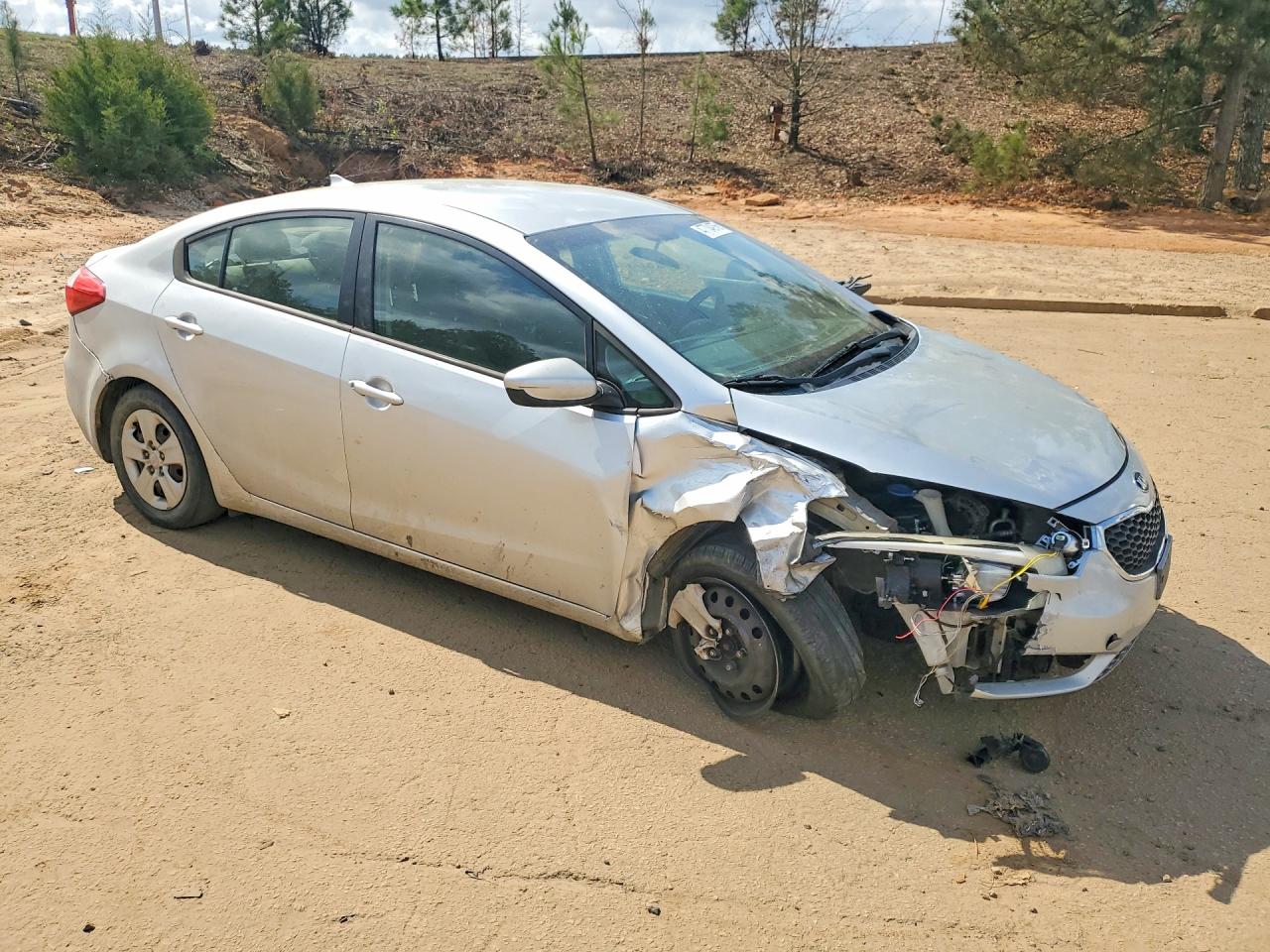 2015 Kia Forte Lx Серебряный vin: KNAFK4A69F5287023