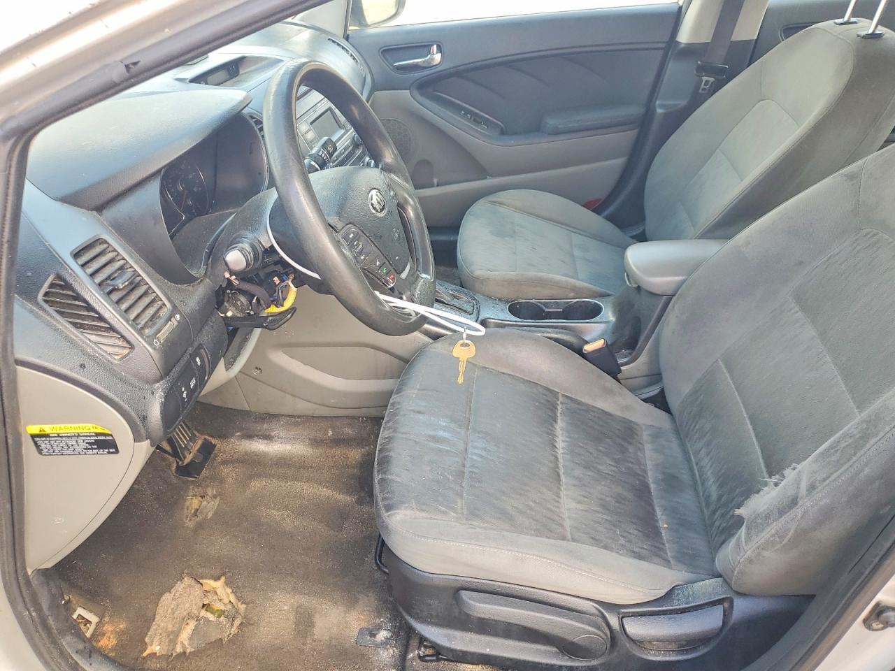 2015 Kia Forte Lx Серебряный vin: KNAFK4A69F5287023