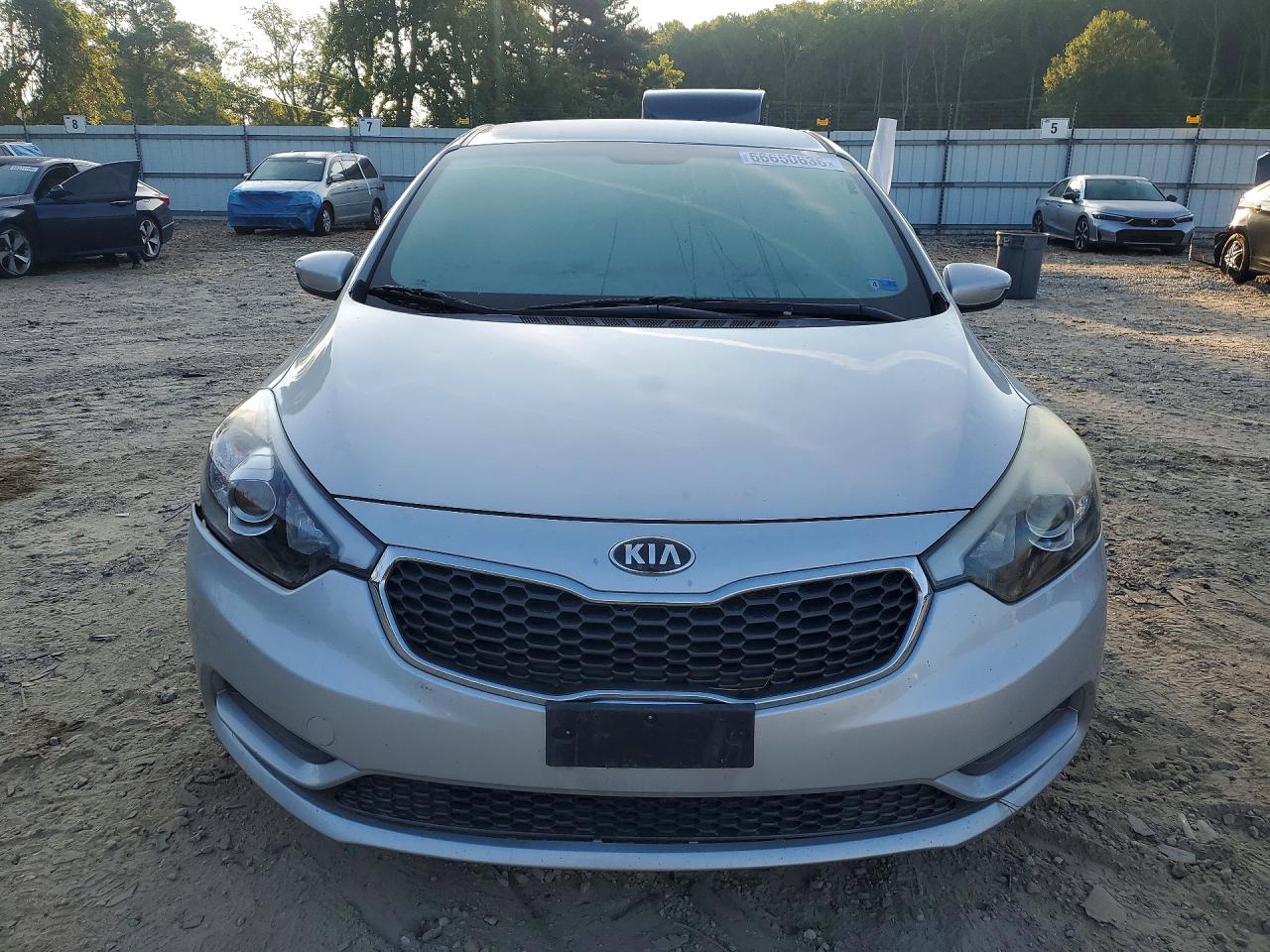 2015 Kia Forte Lx Серебряный vin: KNAFK4A69F5341162