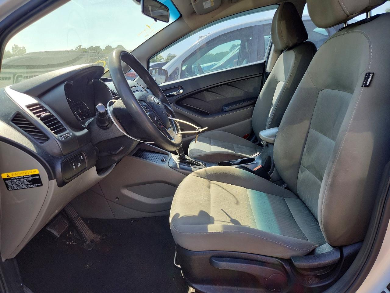 2015 Kia Forte Lx Серебряный vin: KNAFK4A69F5341162