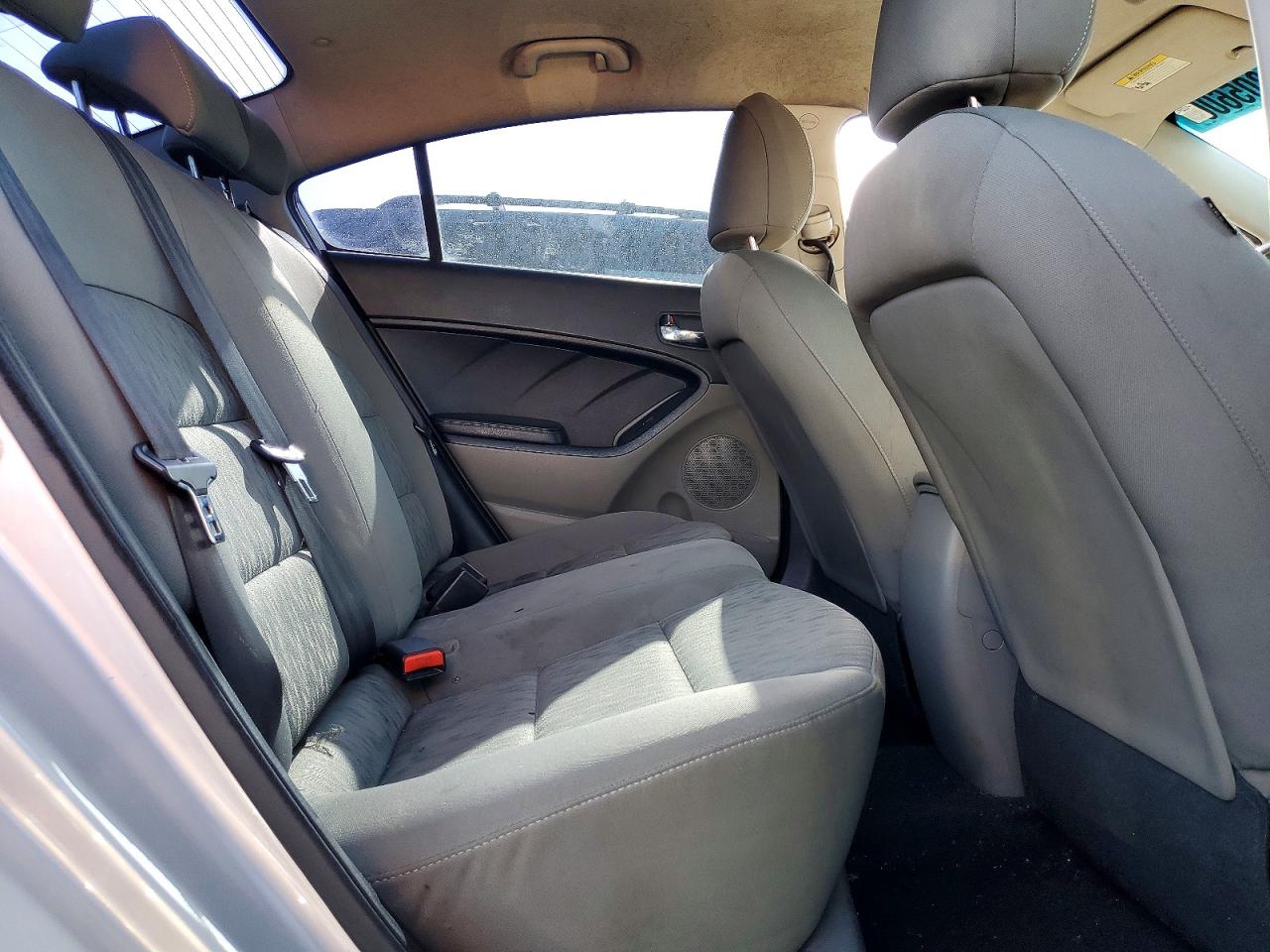 2015 Kia Forte Lx Silver vin: KNAFK4A69F5426017