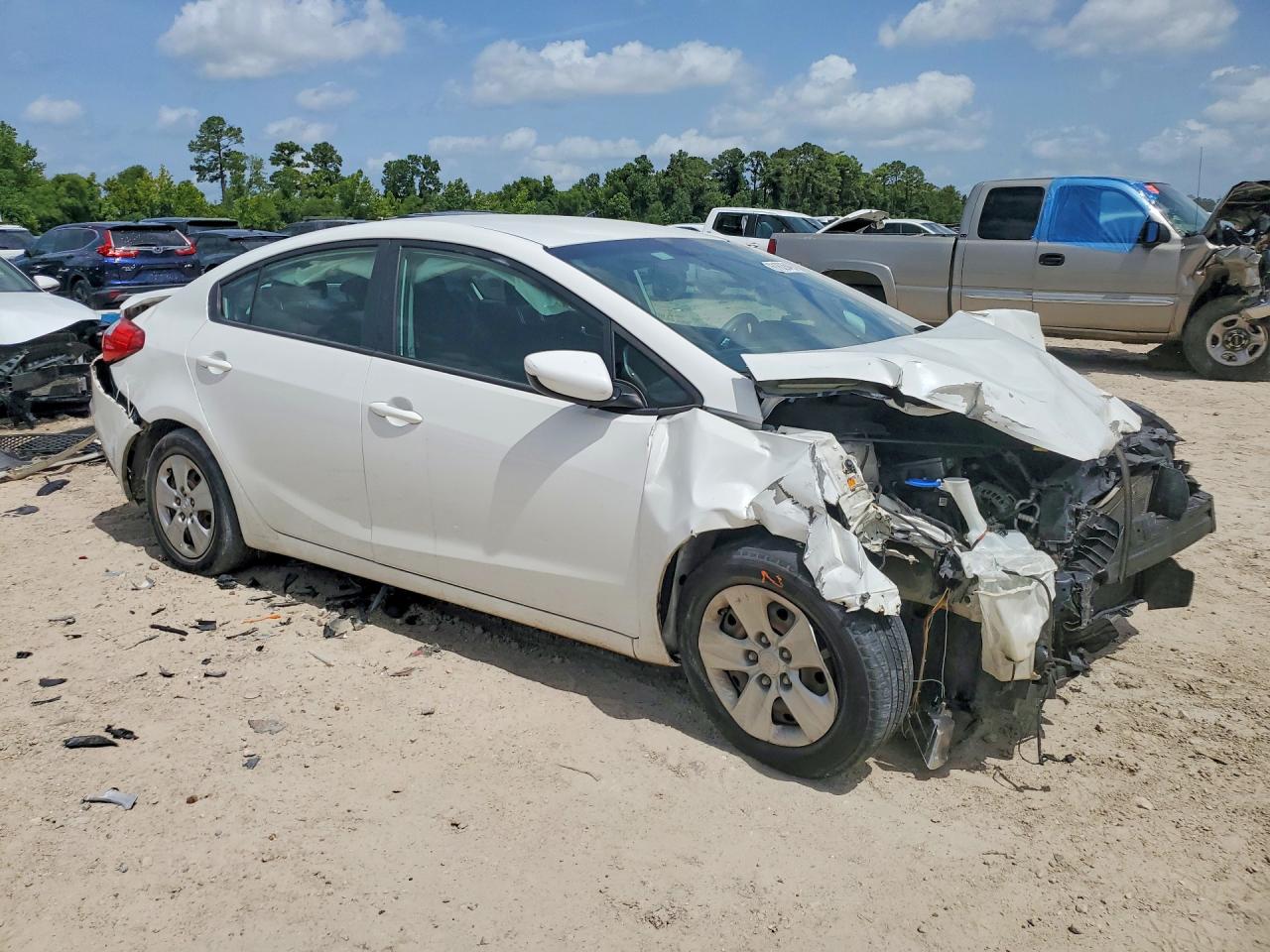 2016 Kia Forte Lx White vin: KNAFK4A6XG5607046