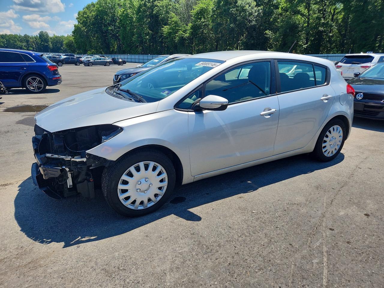 2016 Kia Forte Lx Серебряный vin: KNAFK5A83G5525165