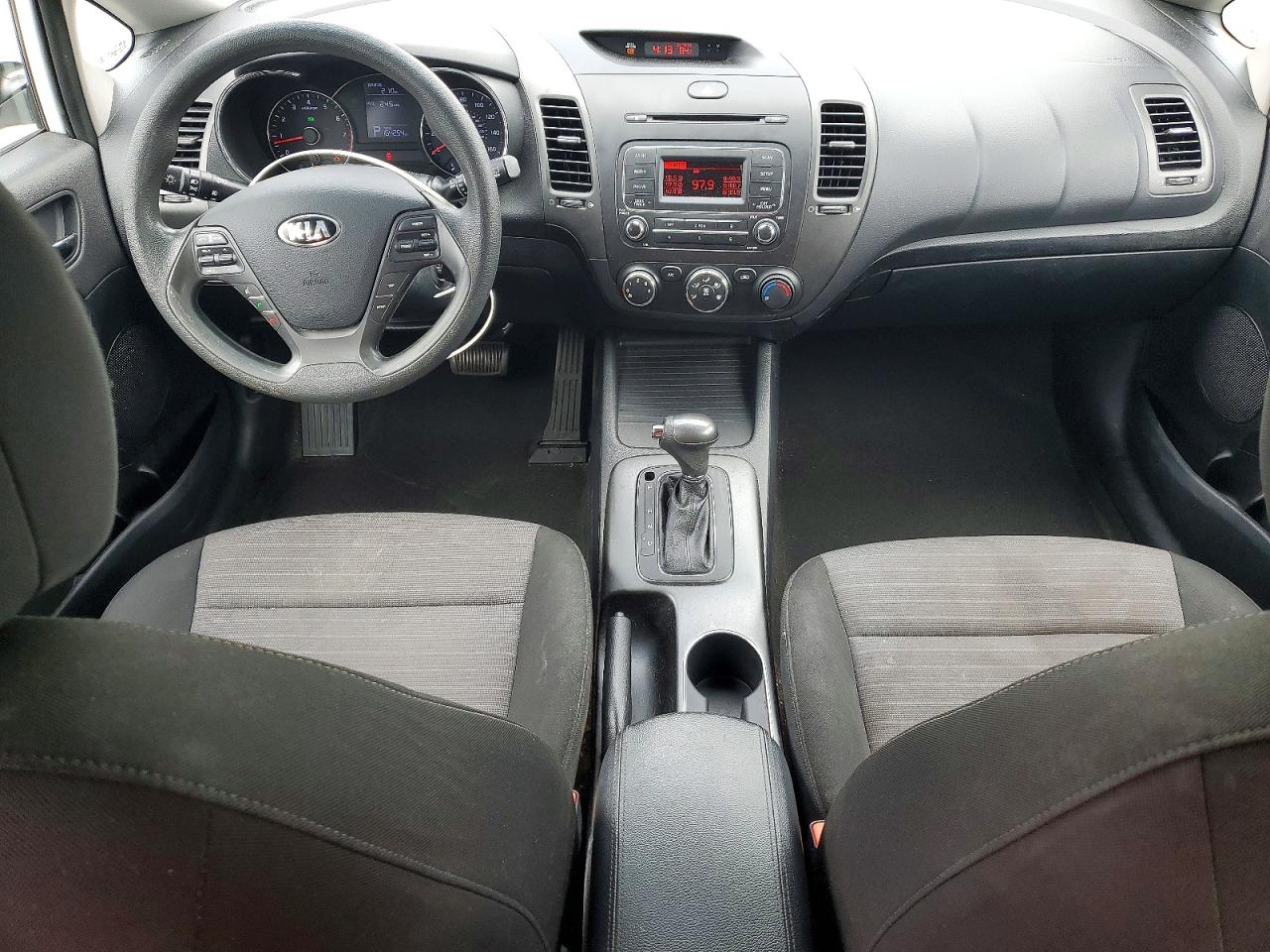 2016 Kia Forte Lx White vin: KNAFK5A86G5636616