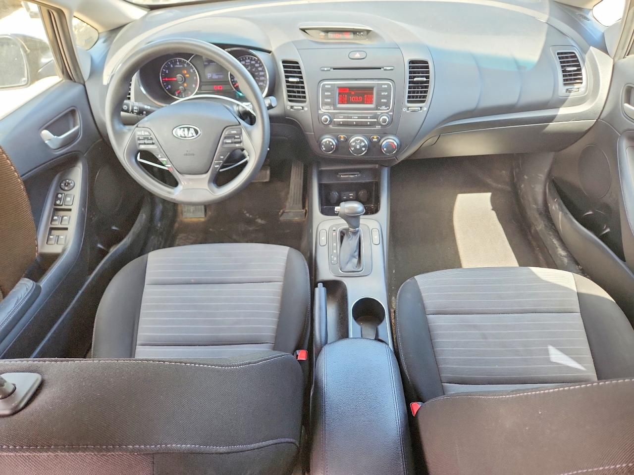 2015 Kia Forte Lx Черный vin: KNAFK5A8XF5365557