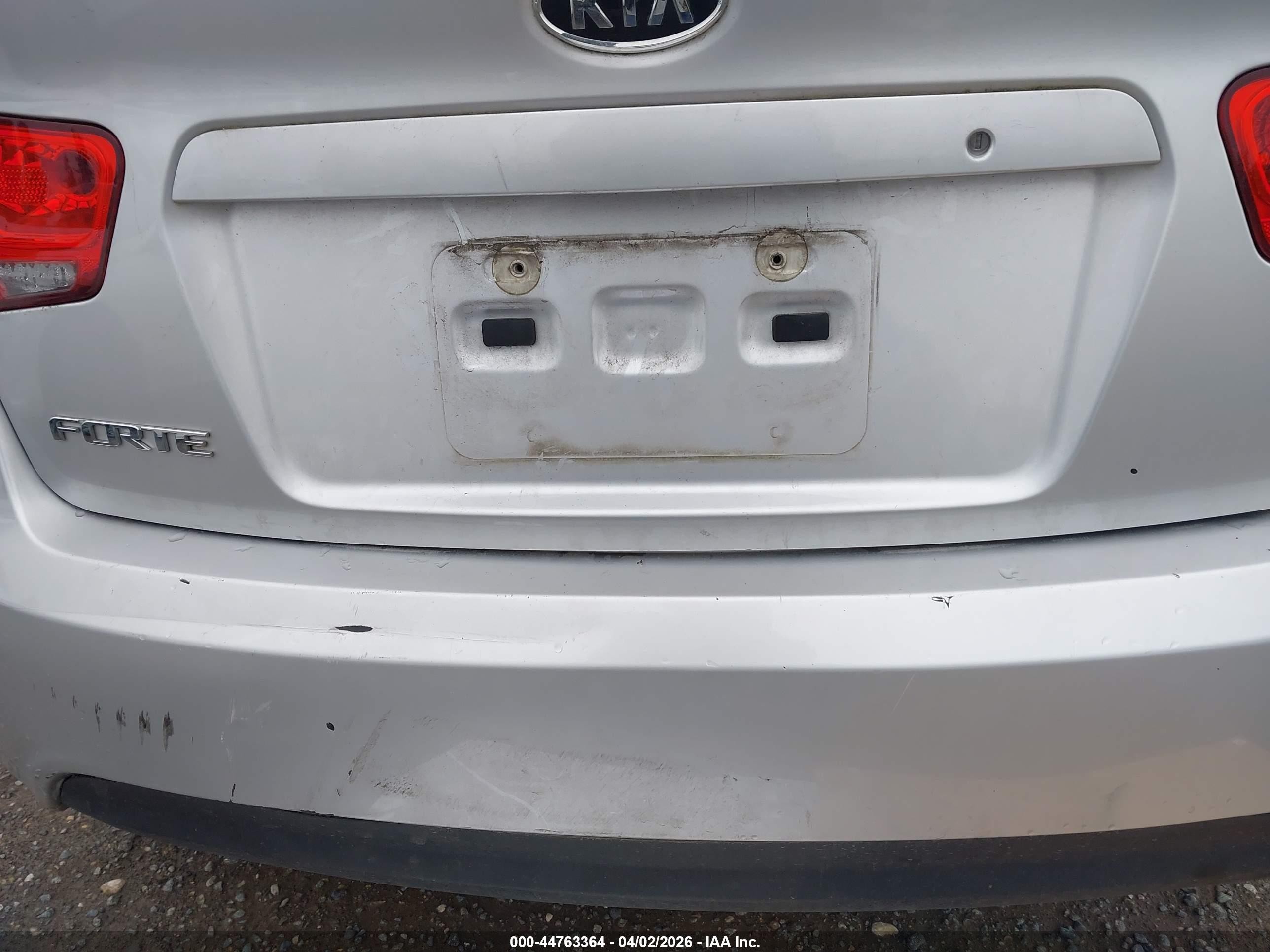 2012 Kia Forte Lx Серебряный vin: KNAFT4A20C5509762