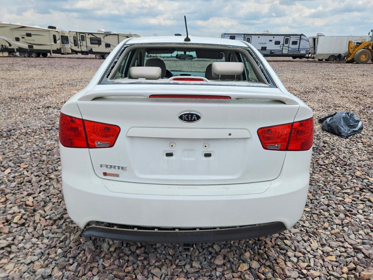 2013 Kia Forte Lx Белый vin: KNAFT4A20D5690654