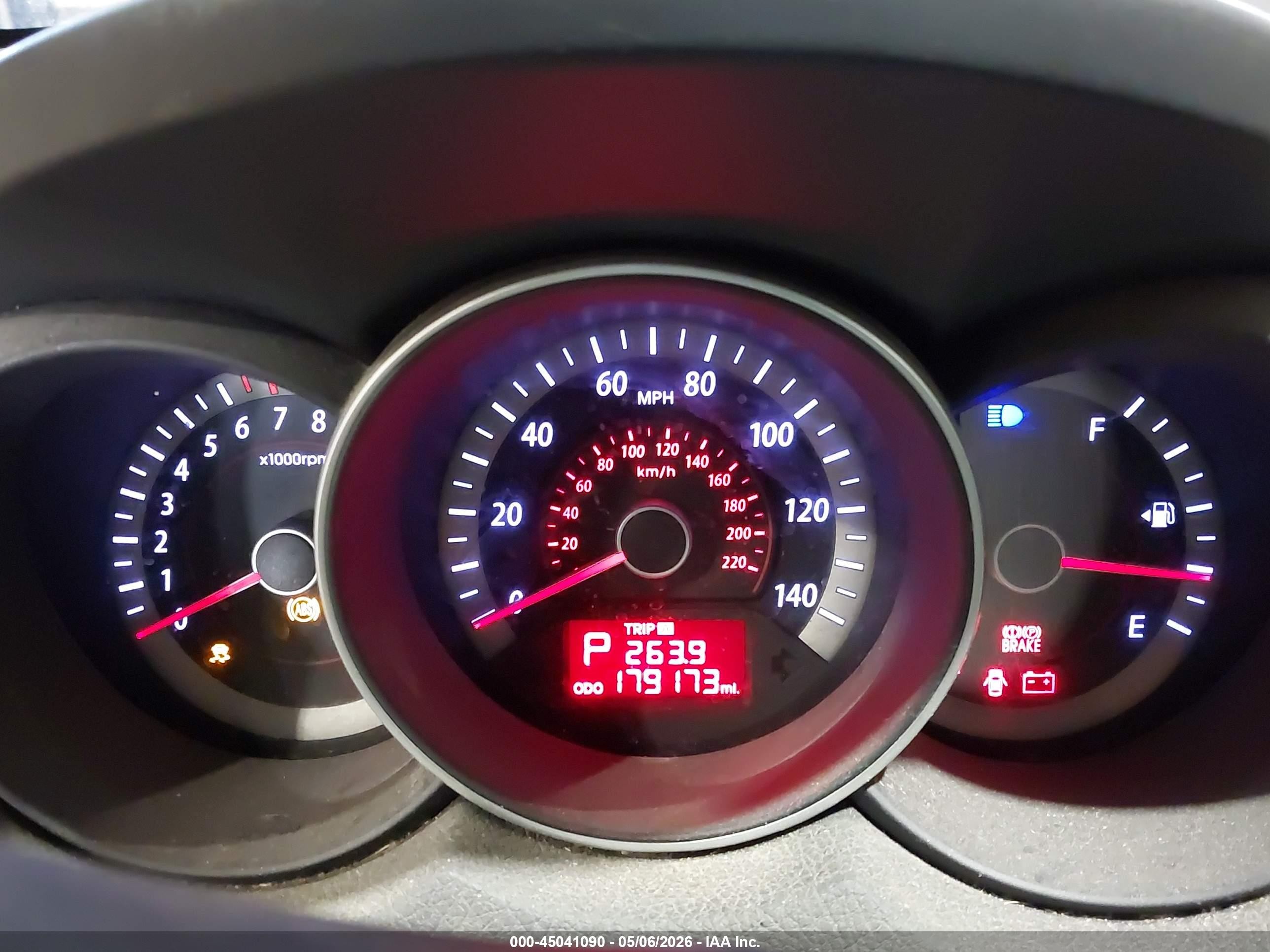 2012 Kia Forte Lx Silver vin: KNAFT4A21C5620885