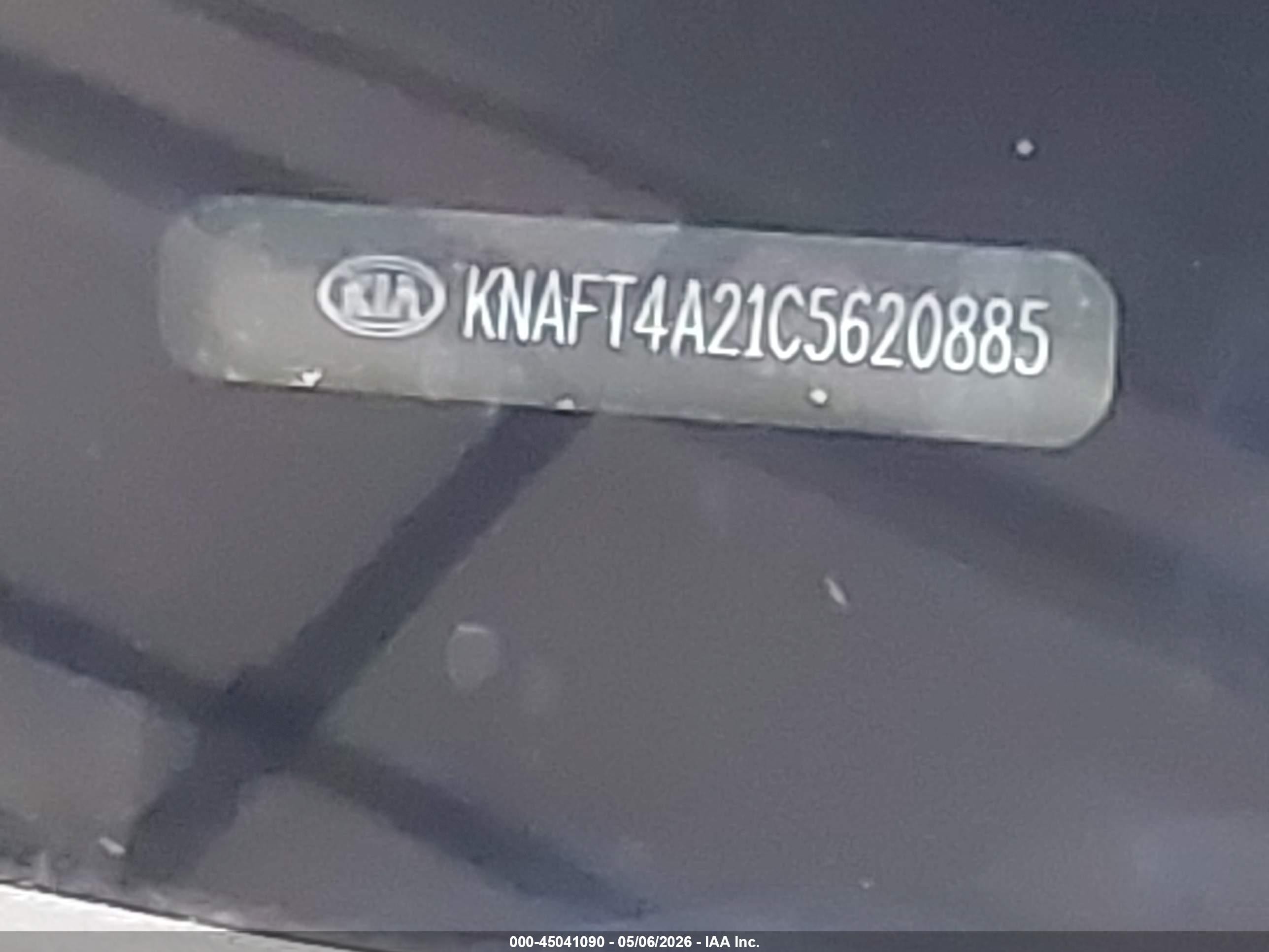 2012 Kia Forte Lx Silver vin: KNAFT4A21C5620885