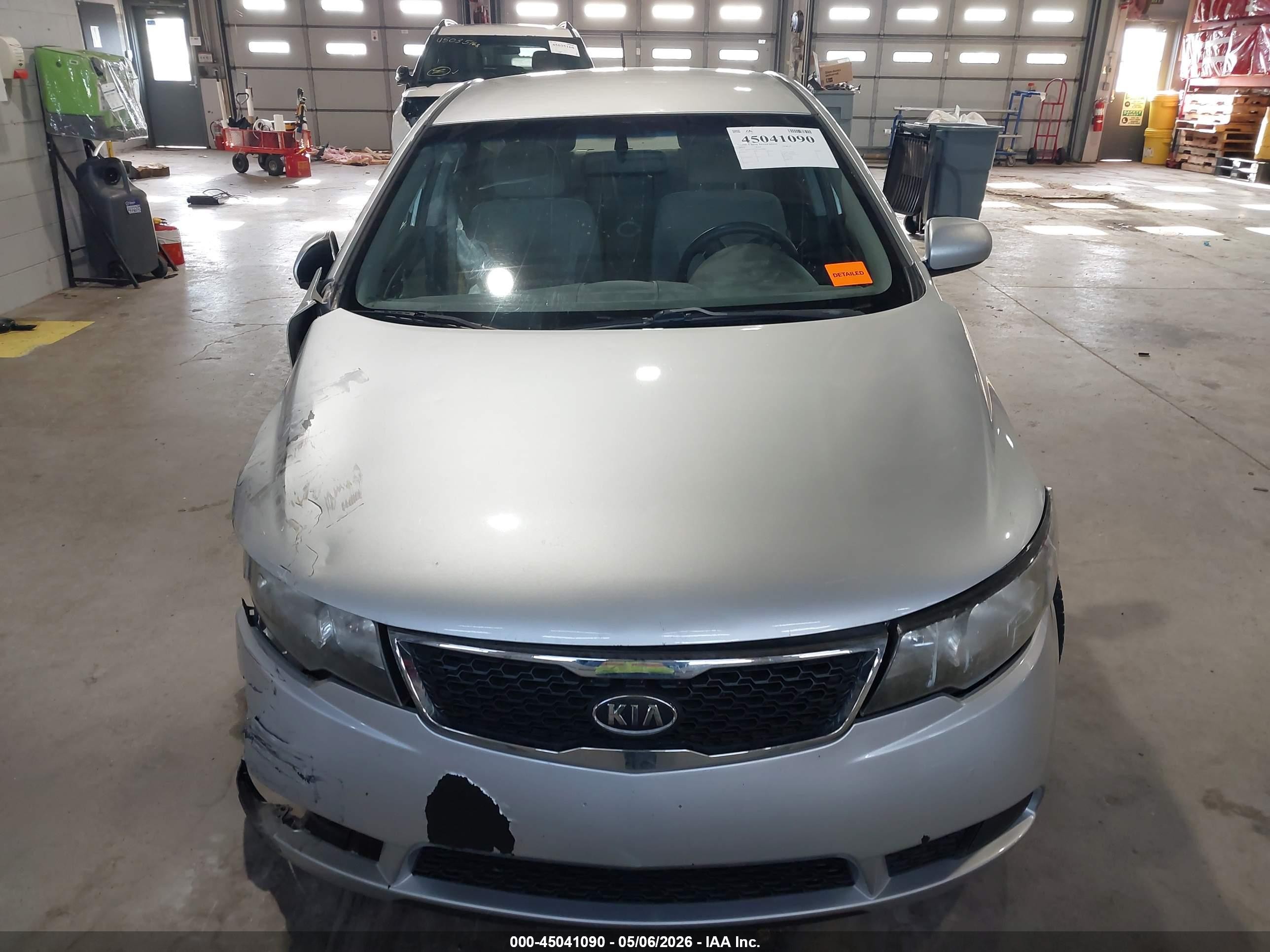 2012 Kia Forte Lx Silver vin: KNAFT4A21C5620885