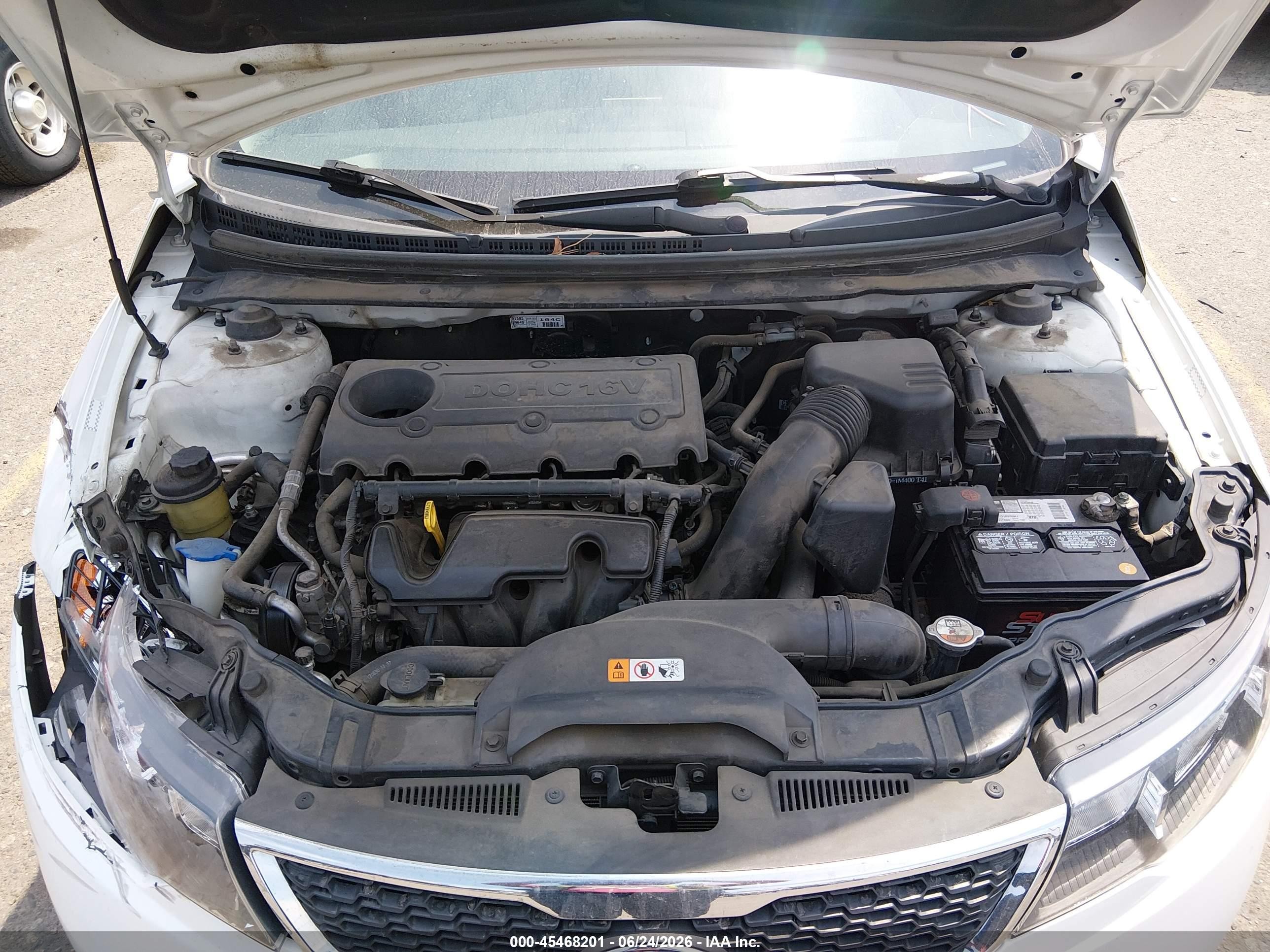 2013 Kia Forte Lx White vin: KNAFT4A22D5715263