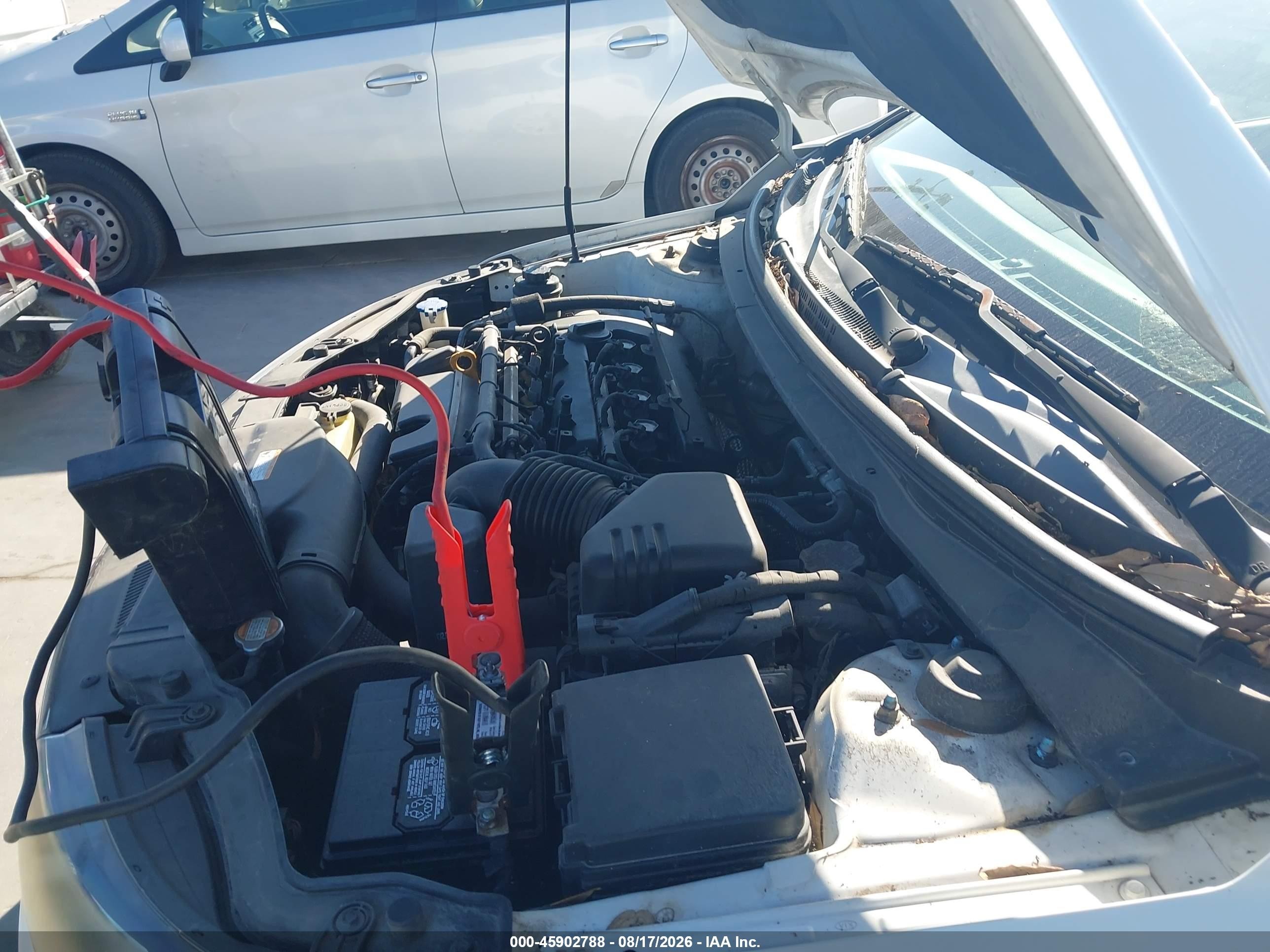 2011 Kia Forte Lx White vin: KNAFT4A23B5885855