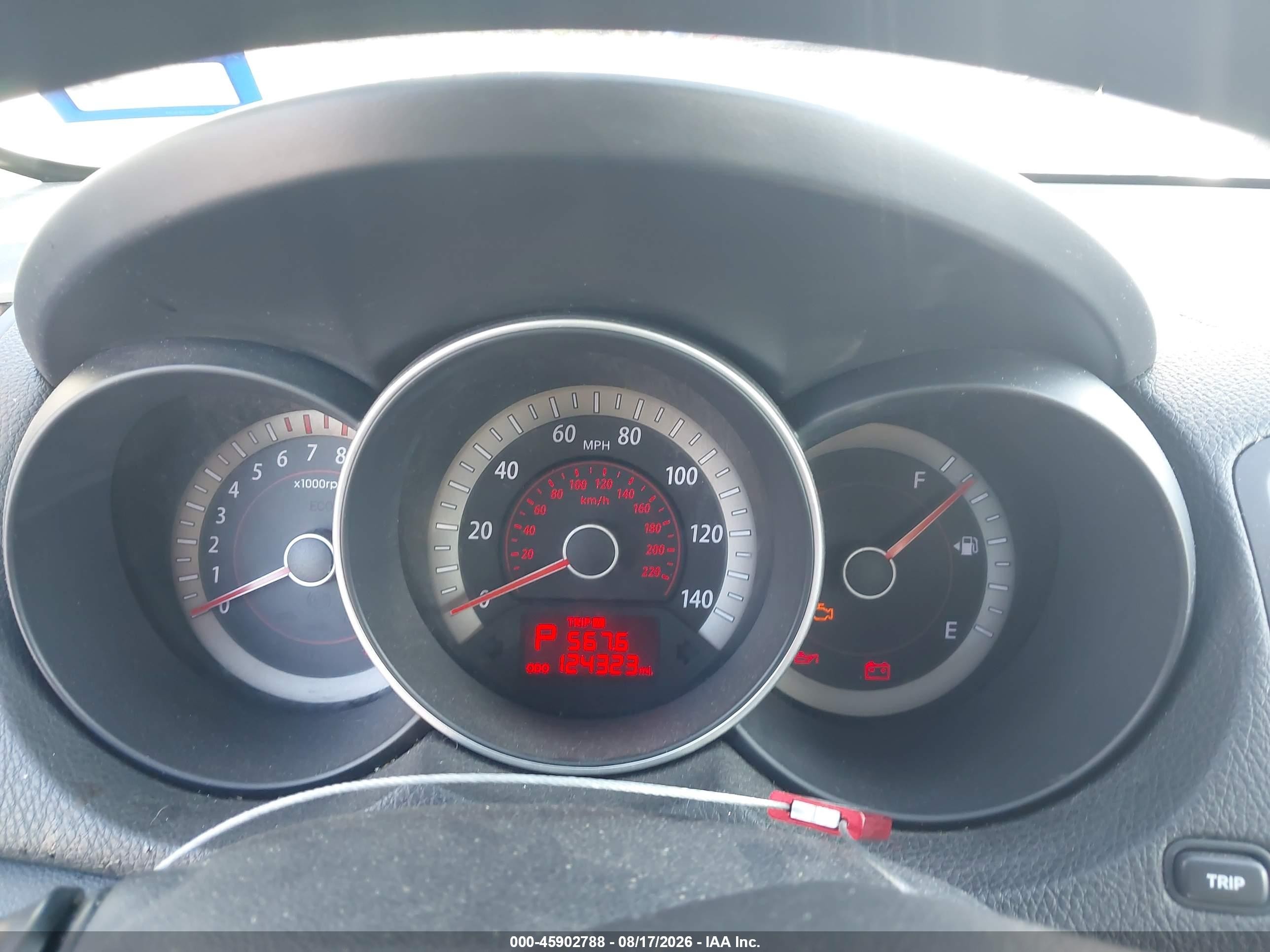 2011 Kia Forte Lx White vin: KNAFT4A23B5885855