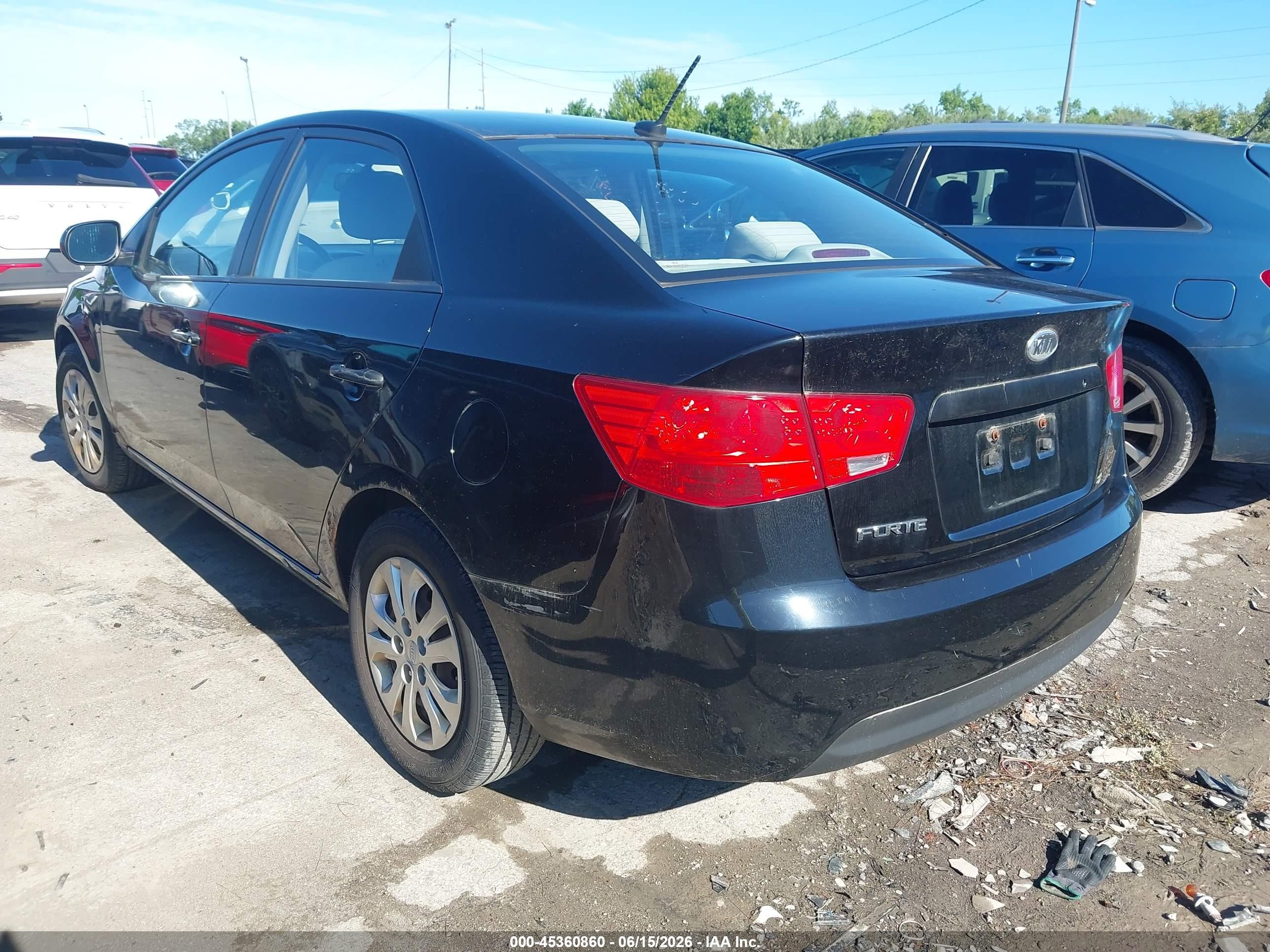 2010 Kia Forte Lx Black vin: KNAFT4A26A5093343