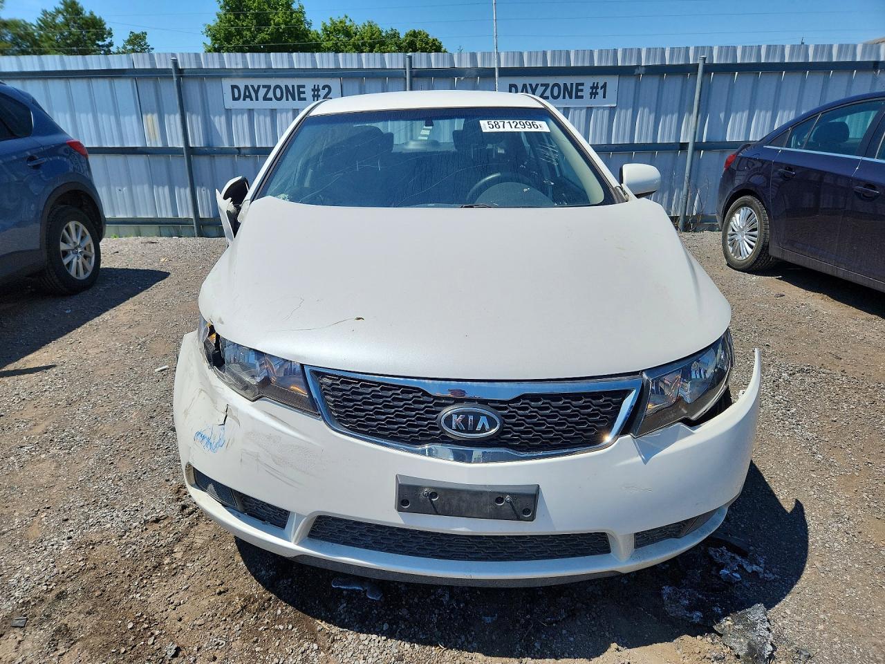 2011 Kia Forte Lx White vin: KNAFT4A26B5349014