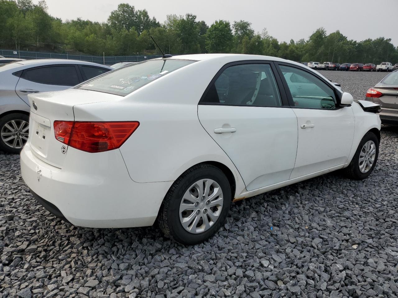 2012 Kia Forte Lx White vin: KNAFT4A26C5586362