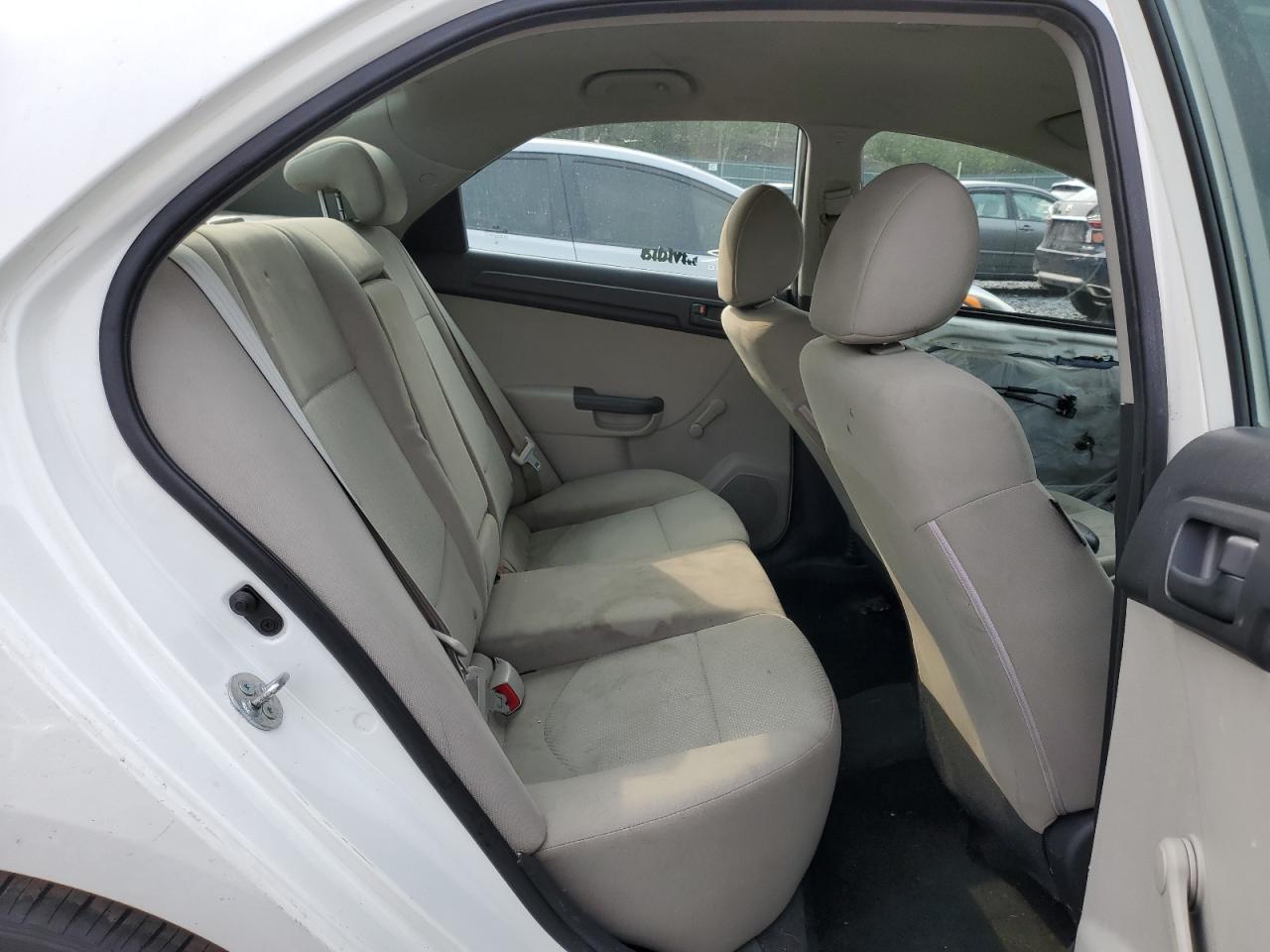 2012 Kia Forte Lx White vin: KNAFT4A26C5586362
