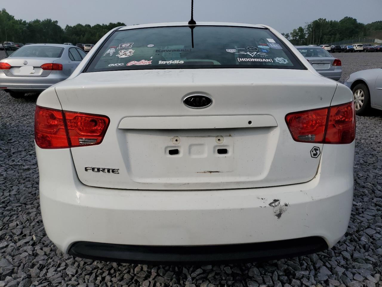 2012 Kia Forte Lx White vin: KNAFT4A26C5586362