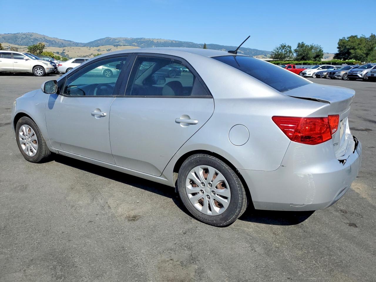 2013 Kia Forte Lx Silver vin: KNAFT4A26D5677374