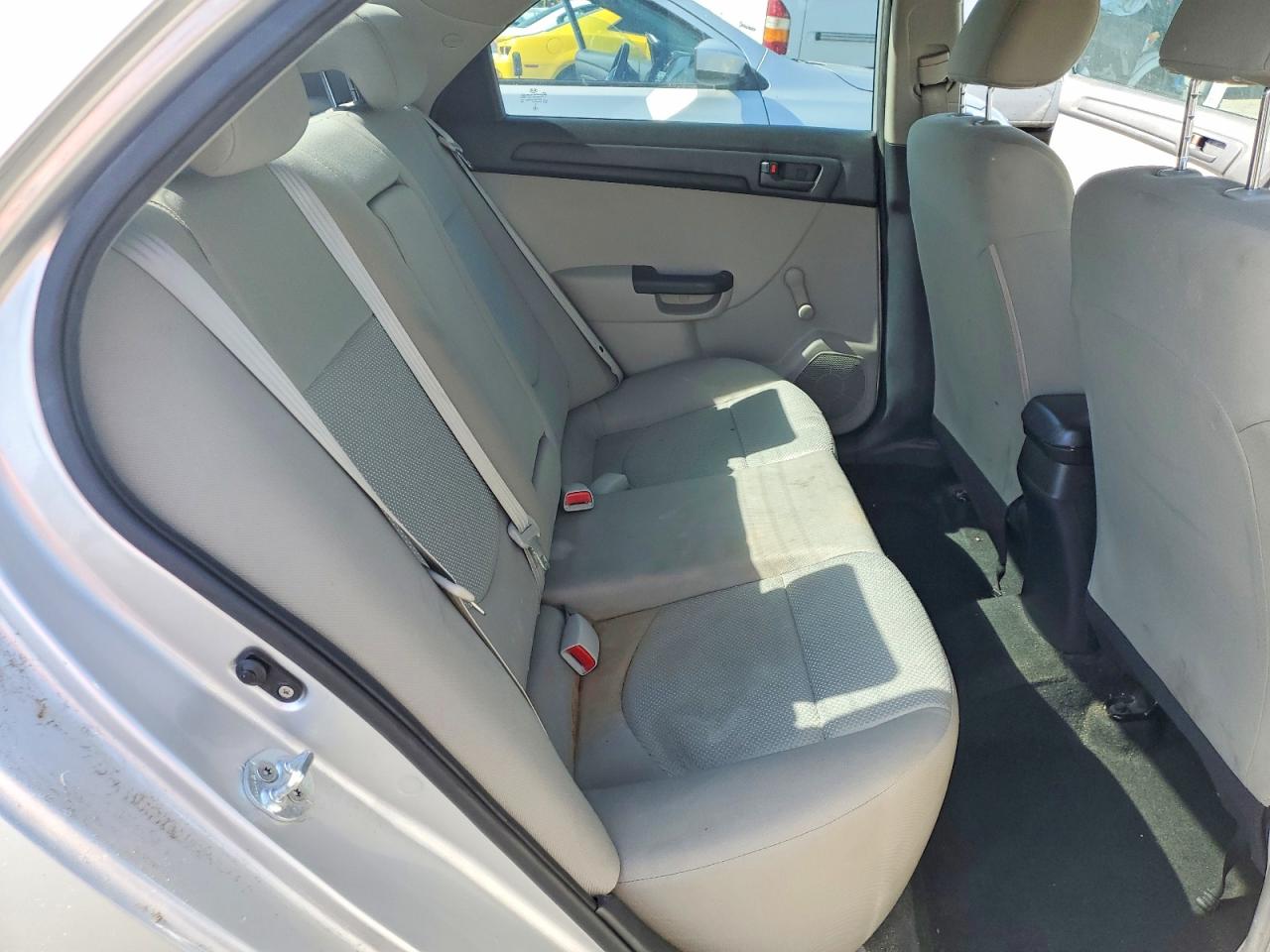 2013 Kia Forte Lx Silver vin: KNAFT4A26D5677374