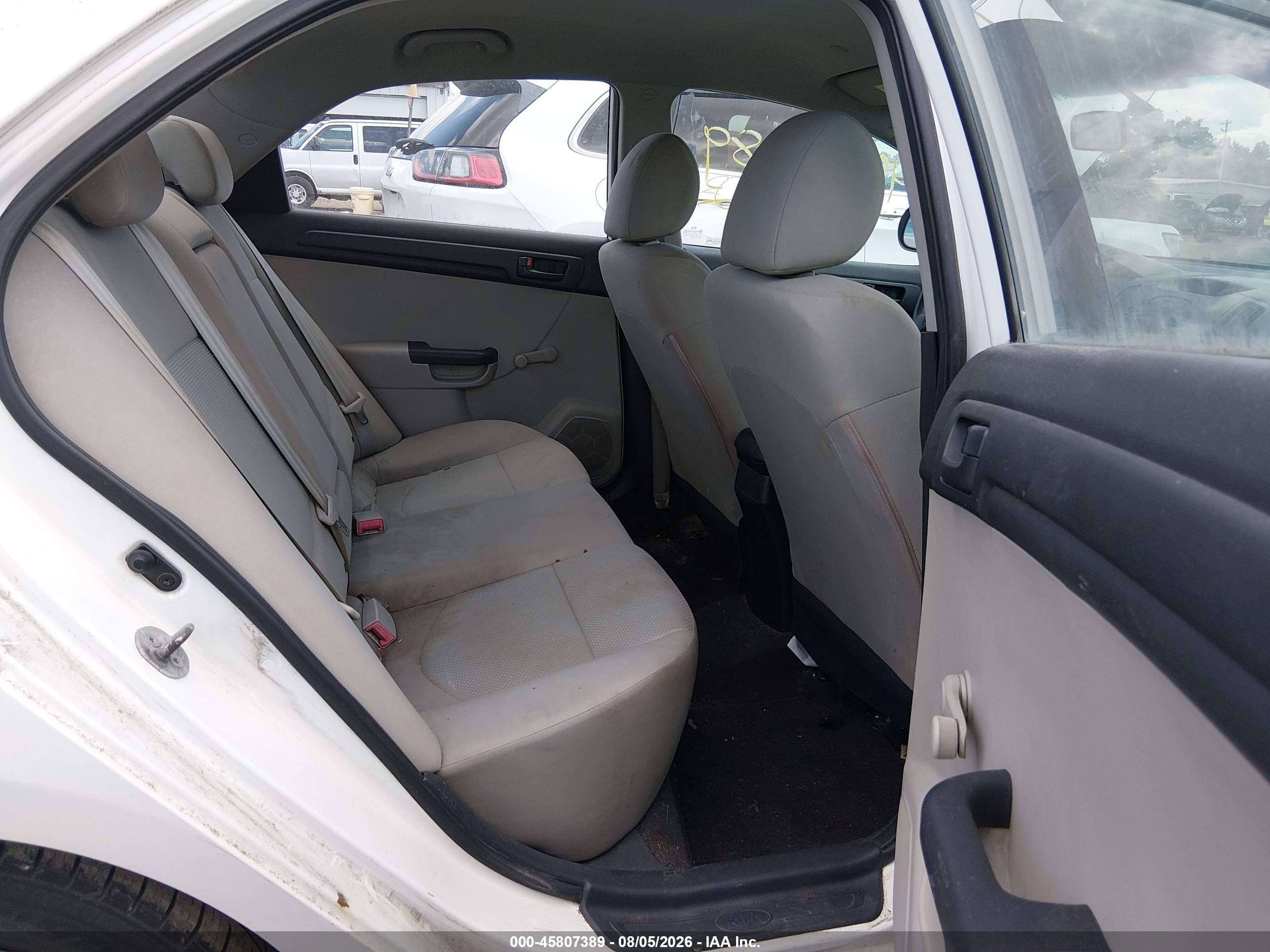 2010 Kia Forte Lx White vin: KNAFT4A27A5285063