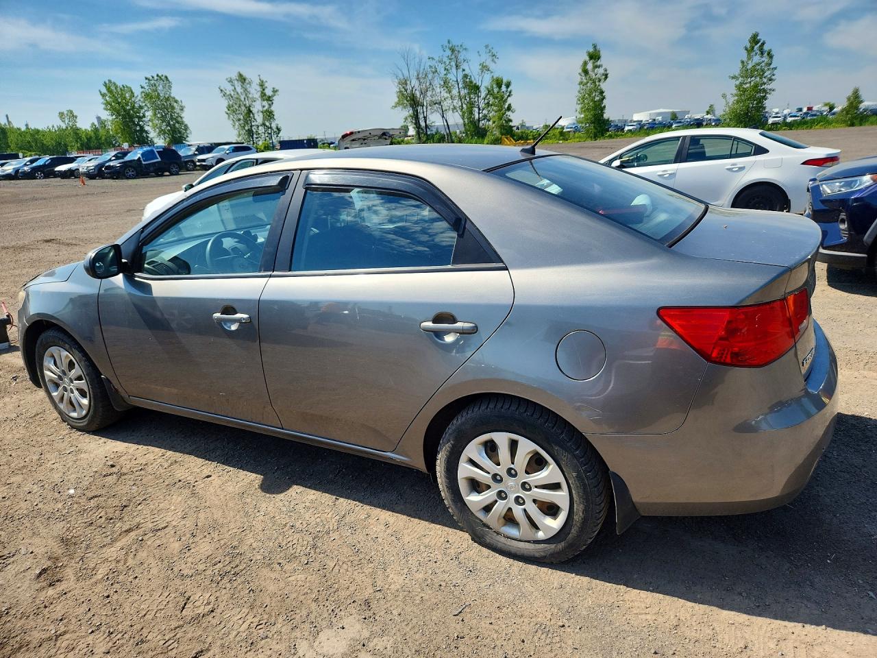 2012 Kia Forte Lx Бежевый vin: KNAFT4A27C5500637