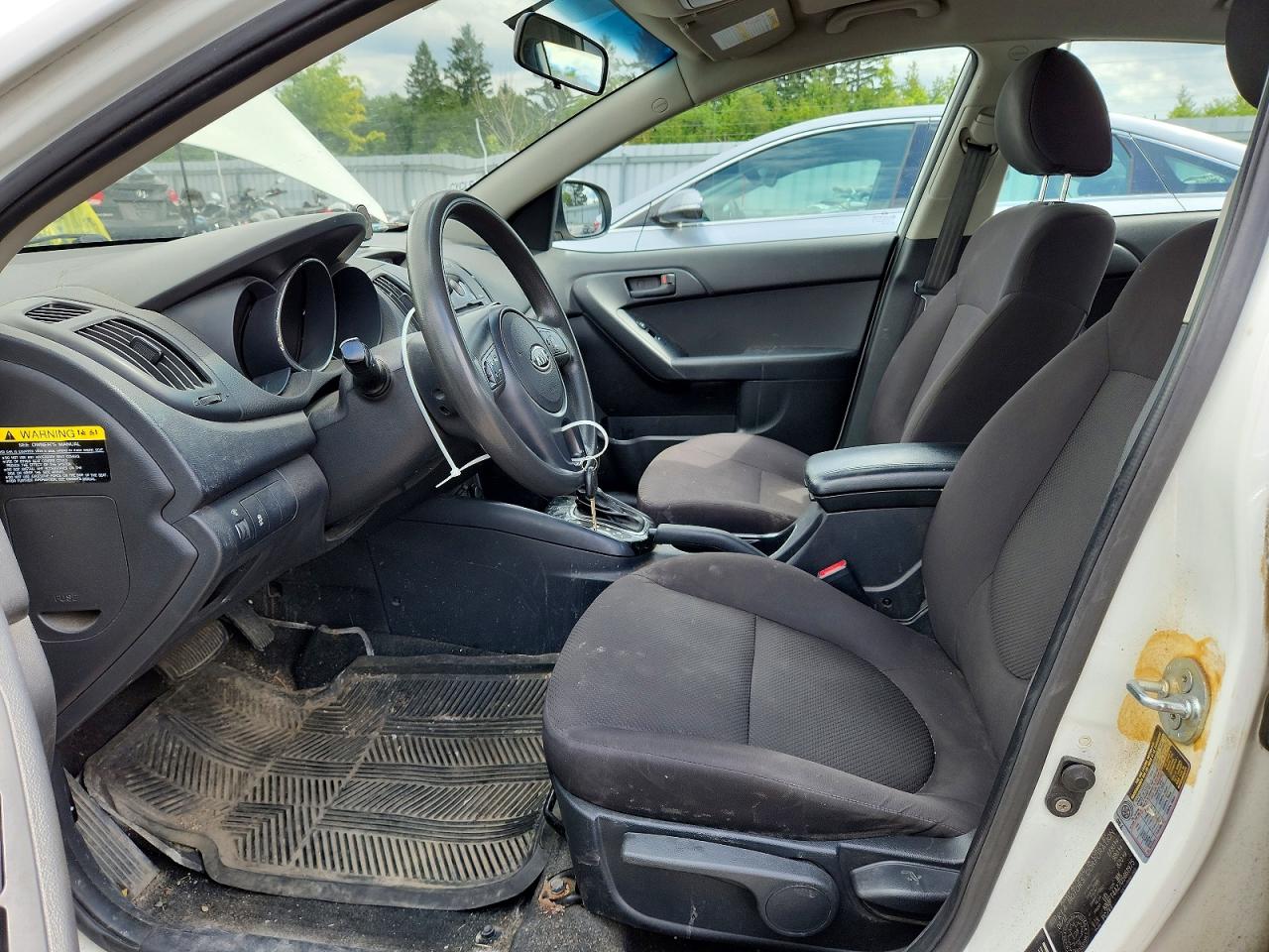 2013 Kia Forte Lx White vin: KNAFT4A27D5661975