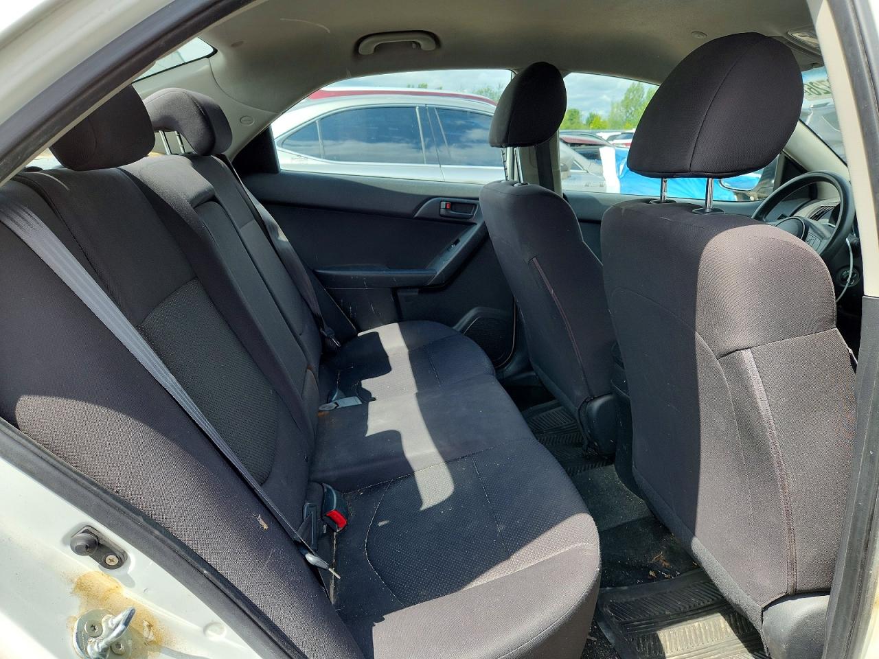 2013 Kia Forte Lx White vin: KNAFT4A27D5661975