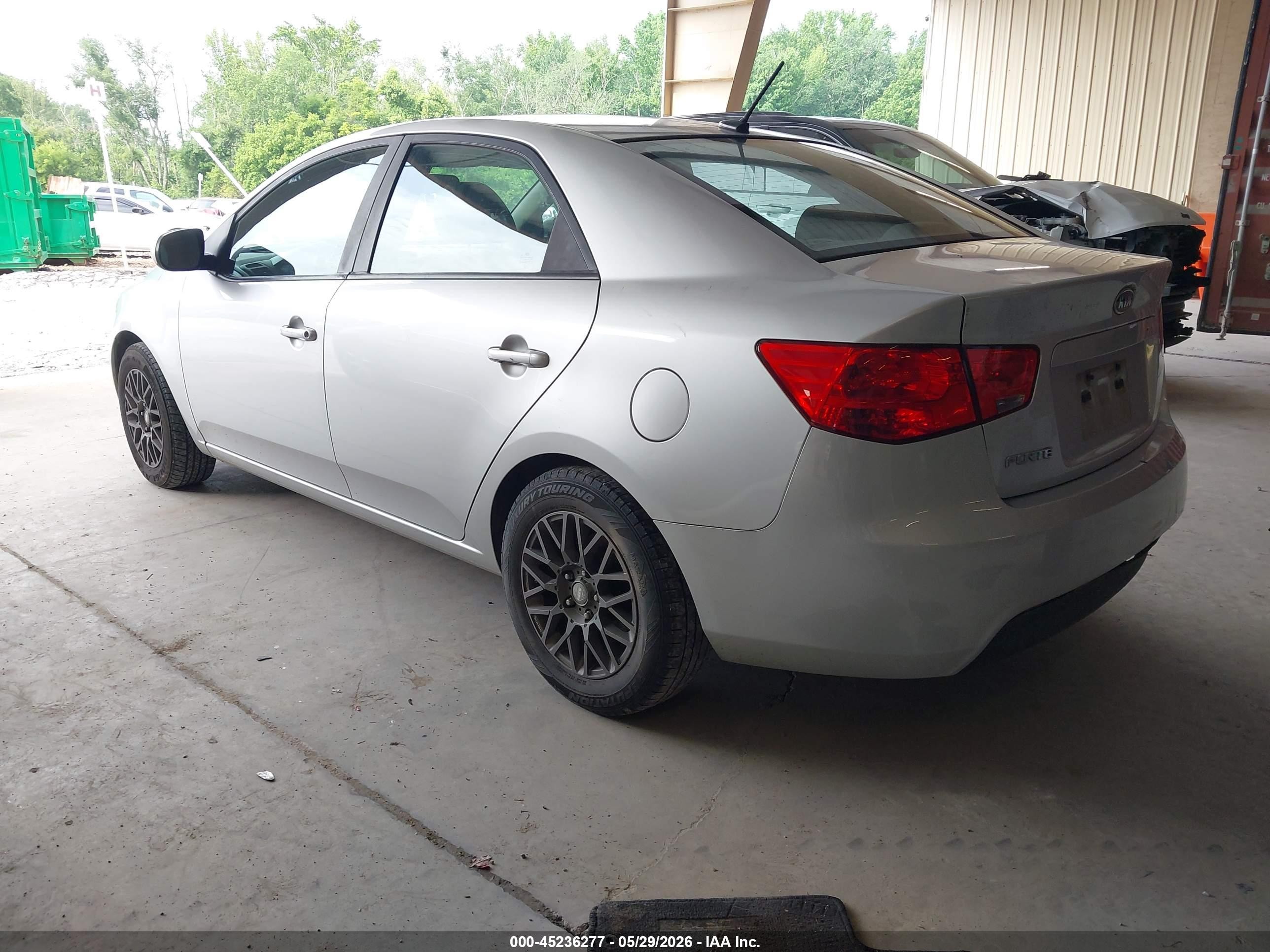 2012 Kia Forte Lx Silver vin: KNAFT4A29C5642505