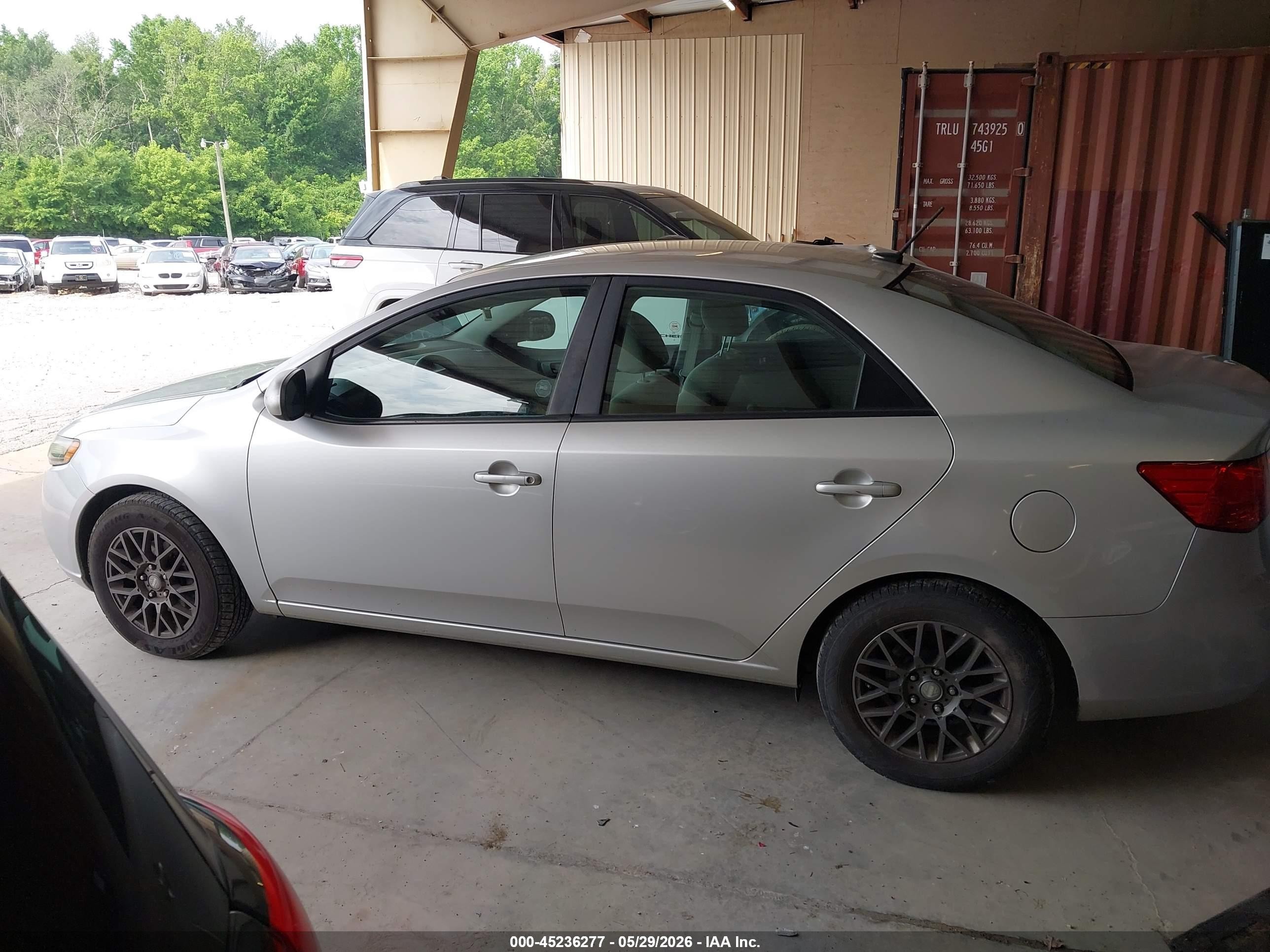 2012 Kia Forte Lx Silver vin: KNAFT4A29C5642505