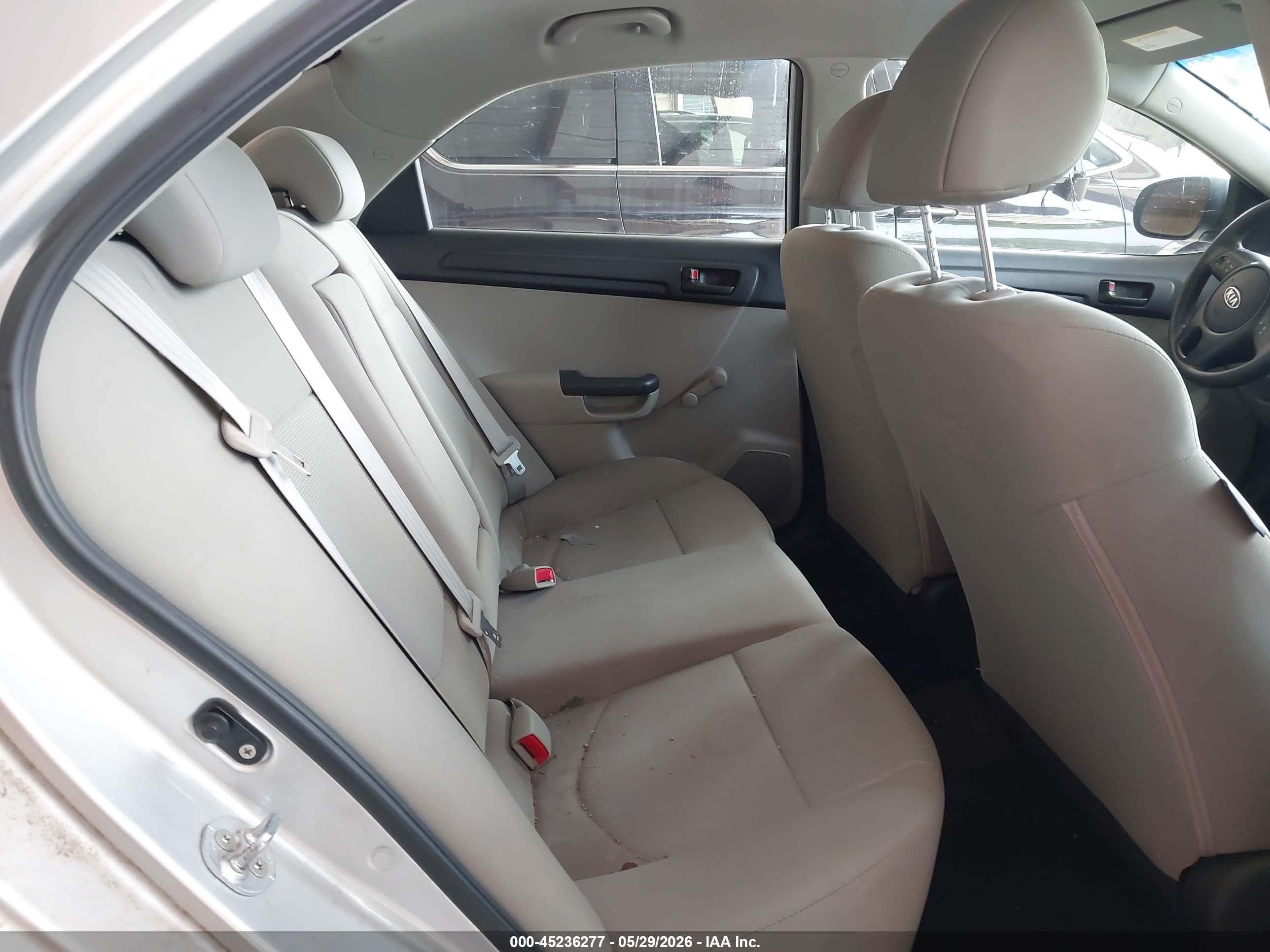 2012 Kia Forte Lx Silver vin: KNAFT4A29C5642505