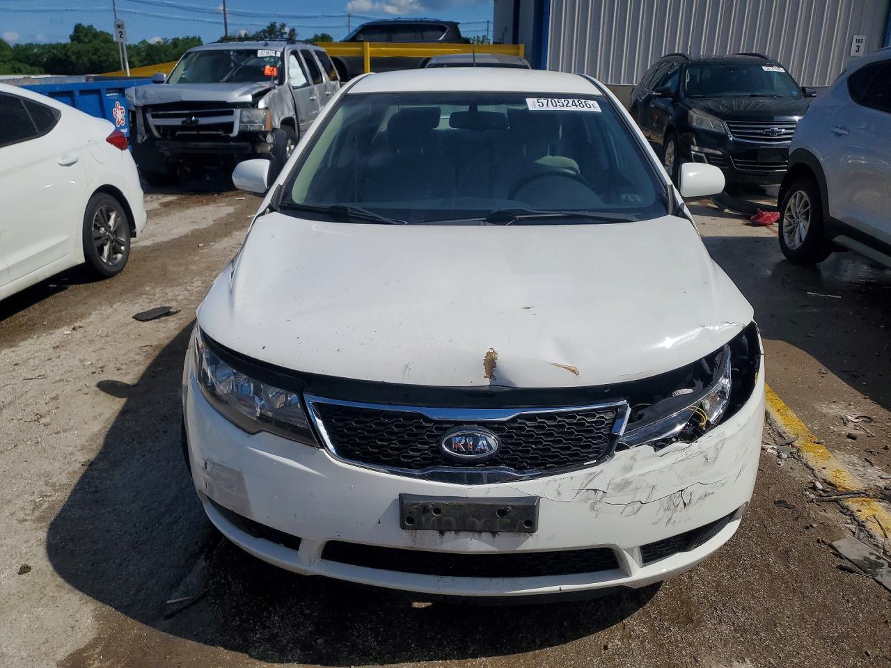 2013 Kia Forte Lx White vin: KNAFT4A29D5678471
